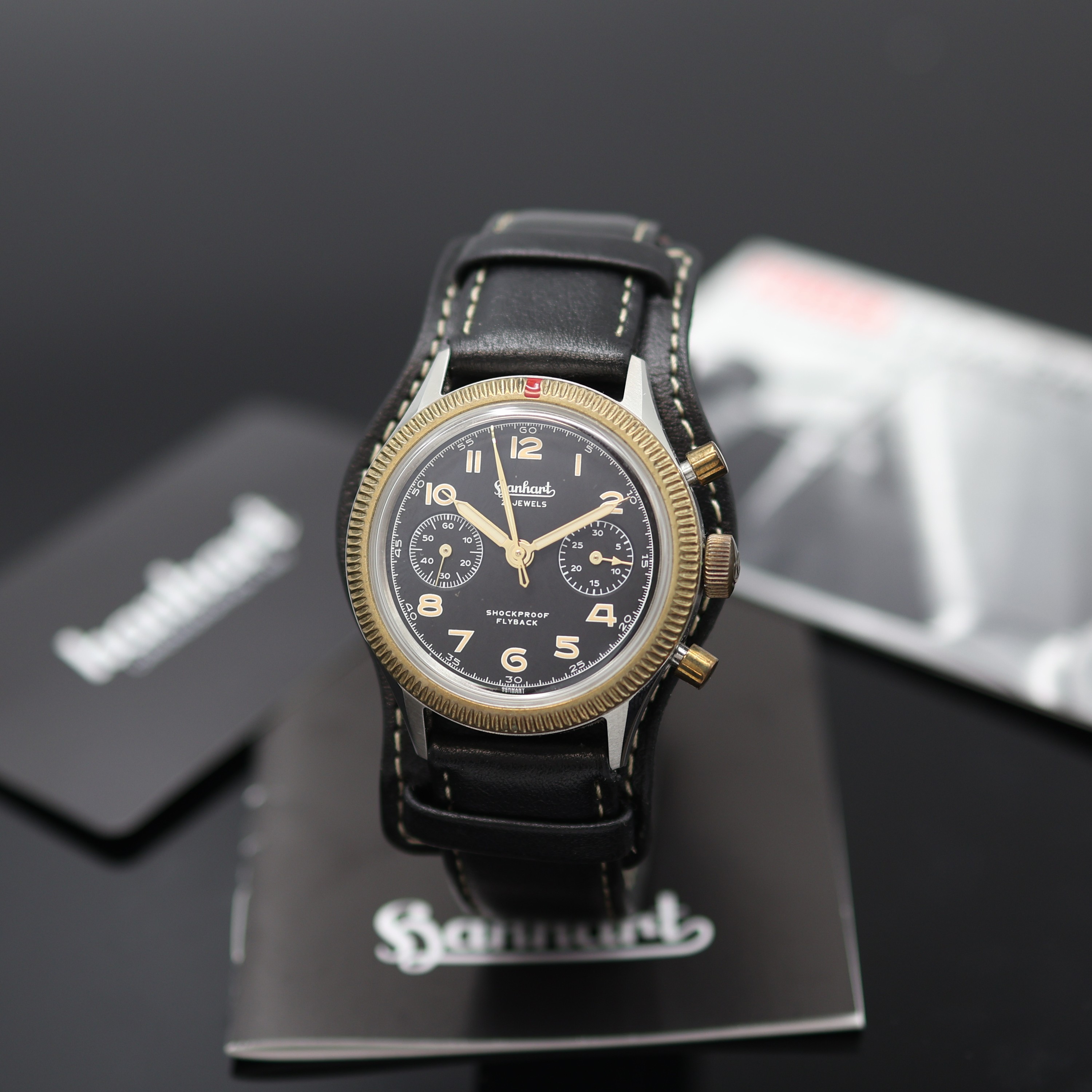 Image 27123734 - HANHART auf 150 Stück limitierter Flyback Schaltradchronograph in Stahl/Bronze Referenz ...