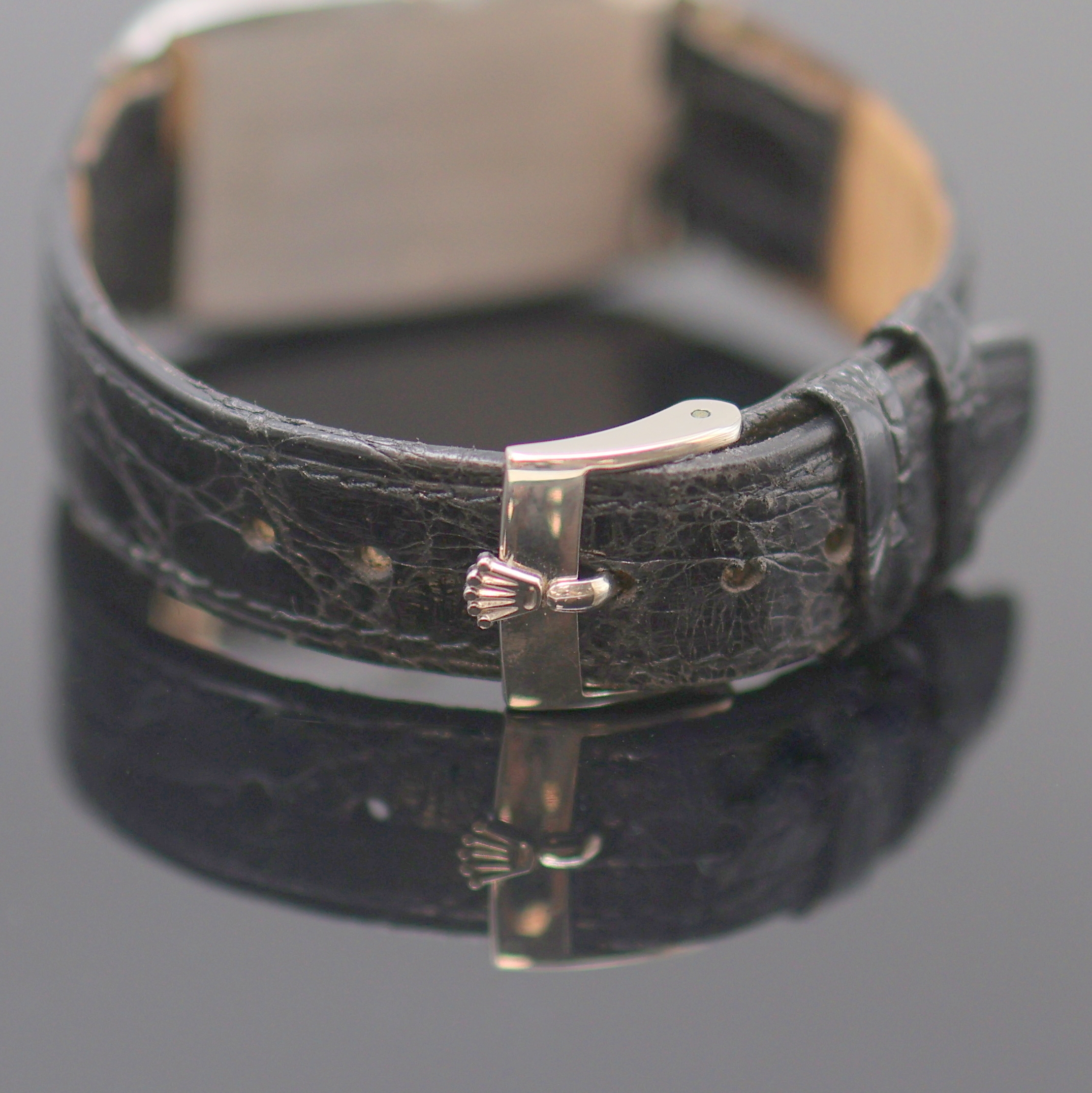 Detail d: ROLEX Cellini seltene Armbanduhr in WG 750/000 Referenz 4108 mit Wappen Saudi-Arabiens, Schweiz um 1981, Handaufzug, abgerundetes rechteckiges Geh., ...