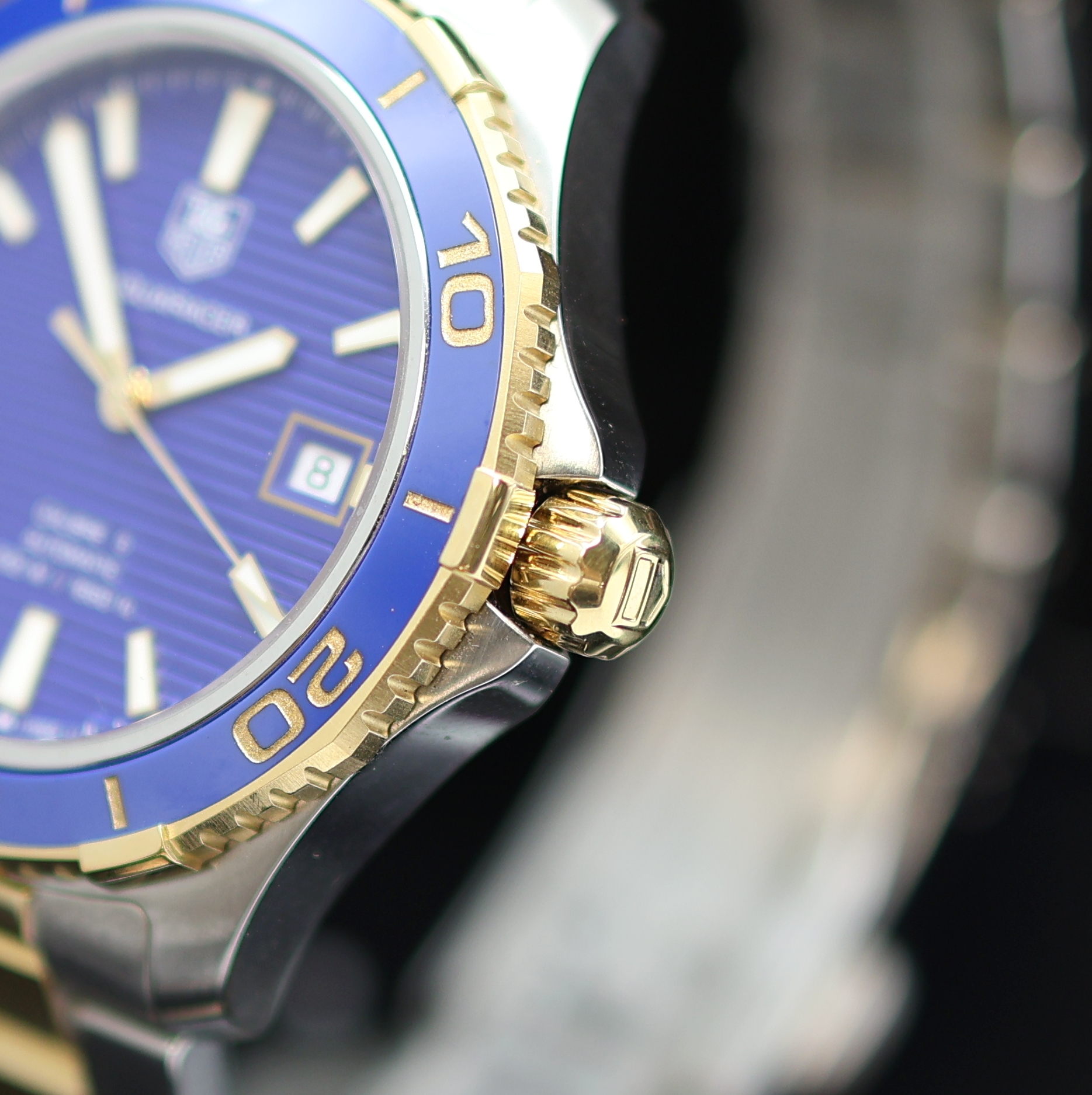 Detail c: TAG HEUER Herrenarmbanduhr Aquaracer Calibre 5 Referenz WAK2120, Schweiz um 2015, Automatik, Edelstahl/vergoldet inkl. Gliederband m. Faltschl., ...