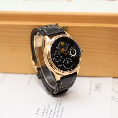 27123754a - IWC Portugieser ewiger Kalender große Herrenarmbanduhr in RoseG 750/000, Schweiz um ...