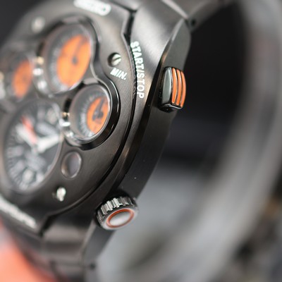 27123791c - SEIKO Kinetic Sportura auf 2005 limitierter Armbandchronograph Referenz SLQ019J1, Japan ...