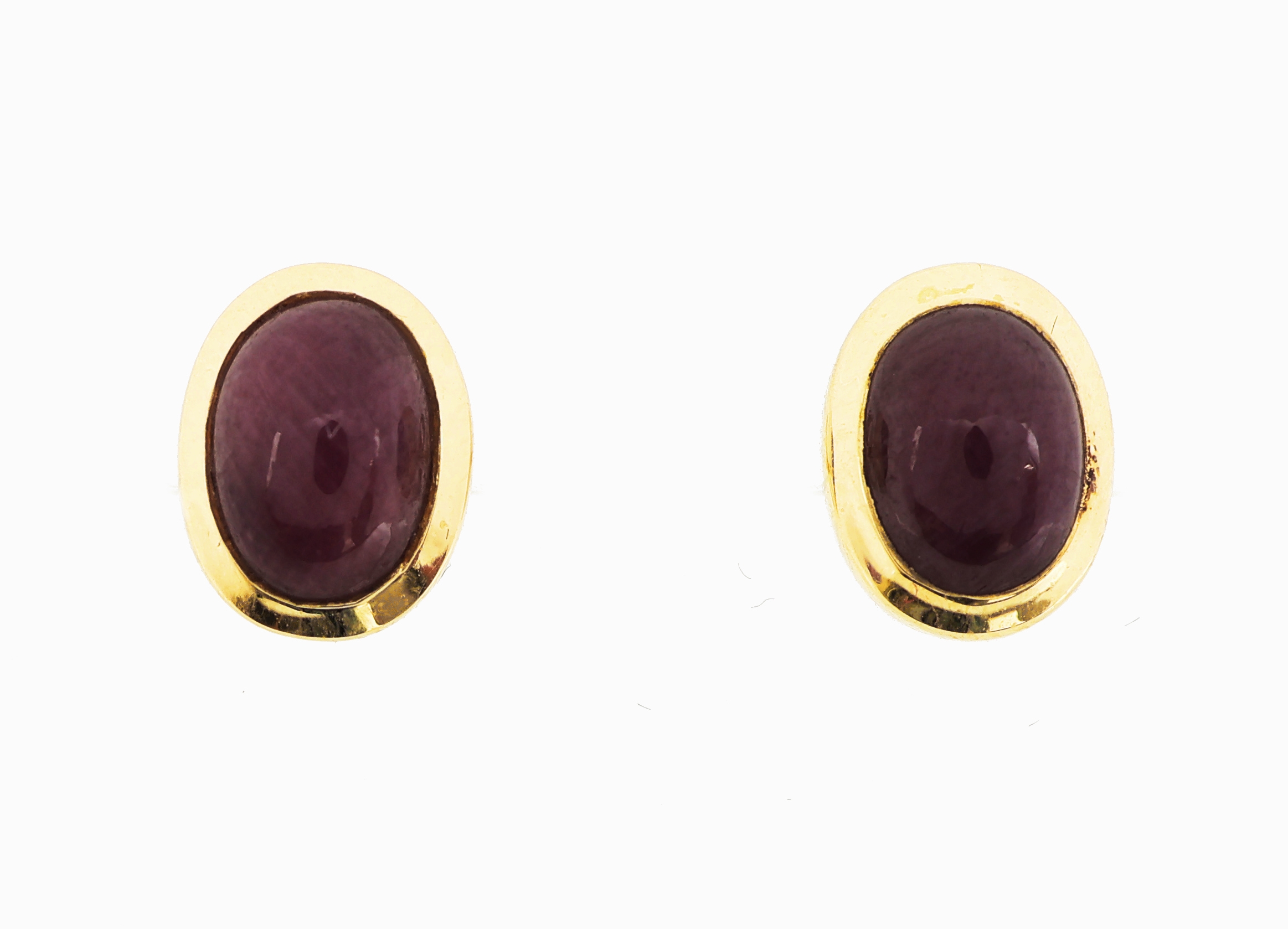 Detail a: Paar 14 kt Gold Rubin-Brillant-Ohrstecker, GG 585/000, mit abnehmbaren Einhängern, 4 ovale Rubin-Cabochons, 2 kl. Brillanten, ca. 4.3 g
