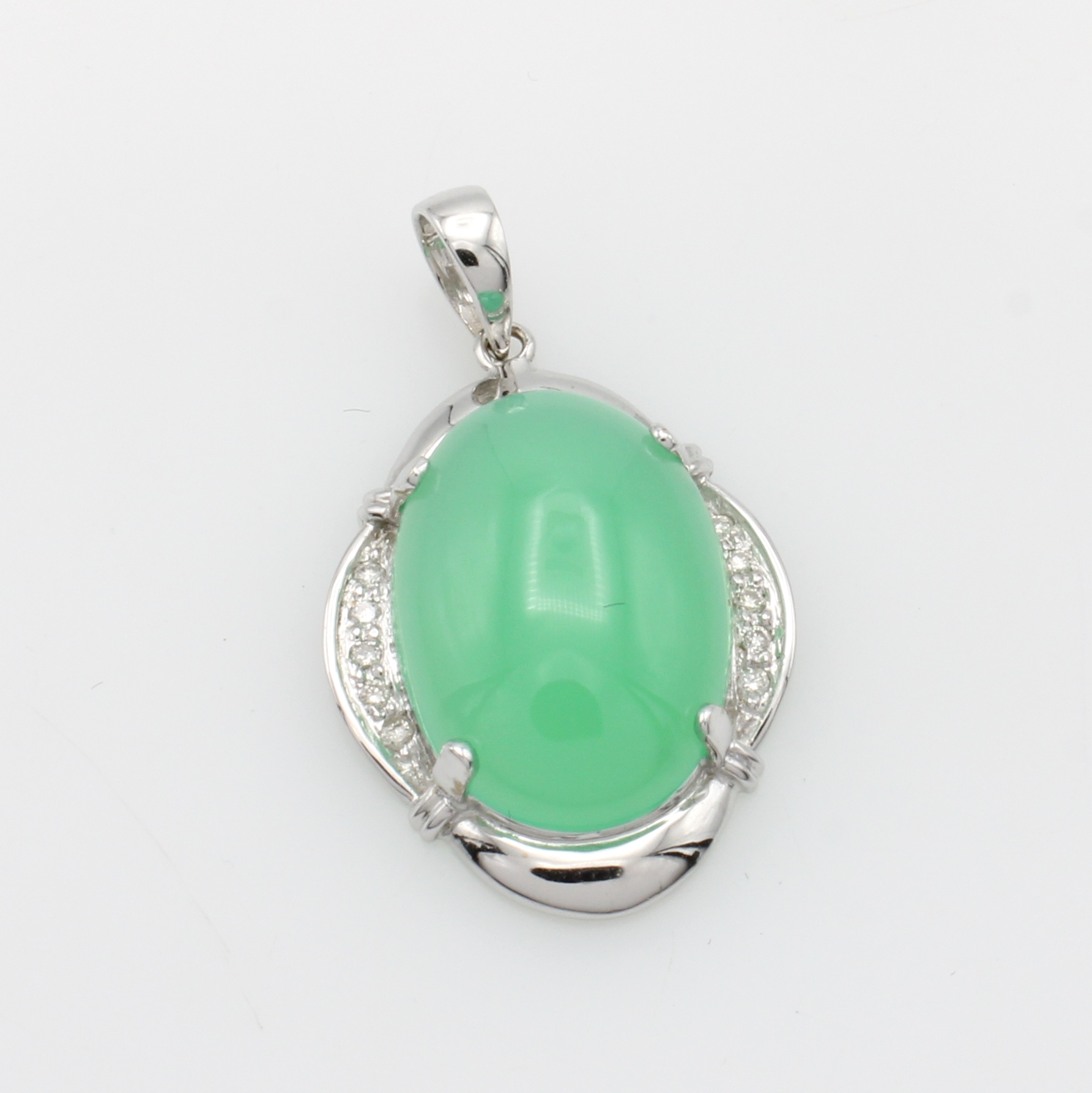 Image 27123841 - Anhänger mit Chrysopras und Brillanten, WG 750/000, ovaler Chrysopras ca. 18x13 mm, ...