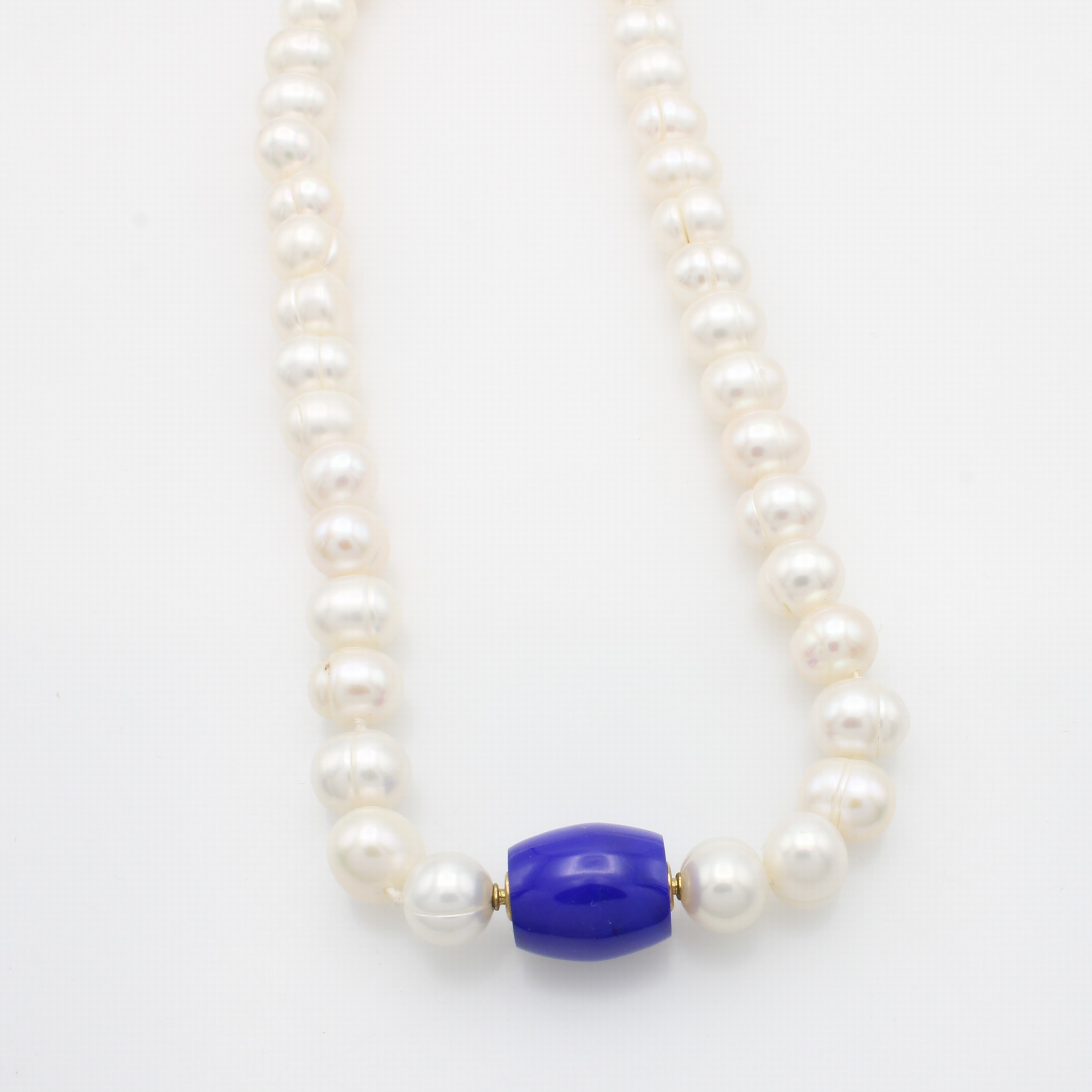 Image 27123842 - Süßwasserzuchtperlenkette mit Lapislazuli- Wechselschließe, GG 750/000, weiße Perlen ...