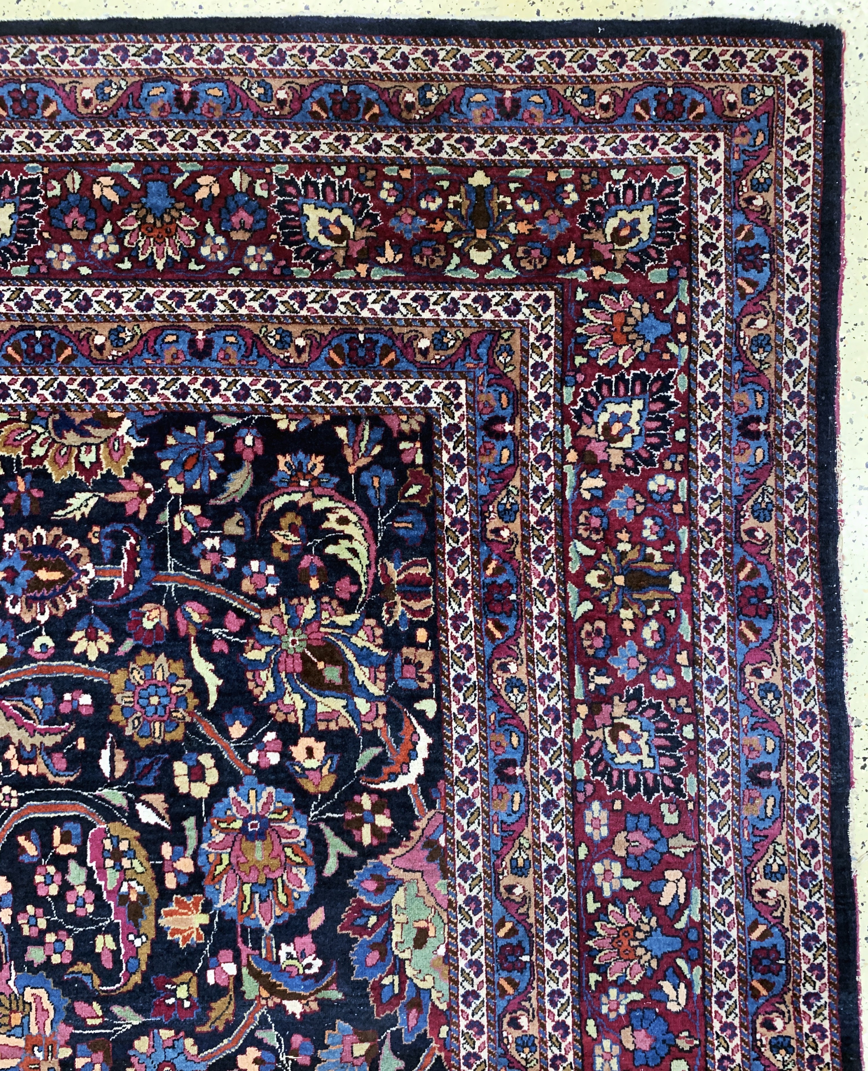 Detail i: Mesched sign., Persien, Mitte 20.Jhd., Wolle auf Baumwolle, ca. 513 x 307 cm, EHZ: 3