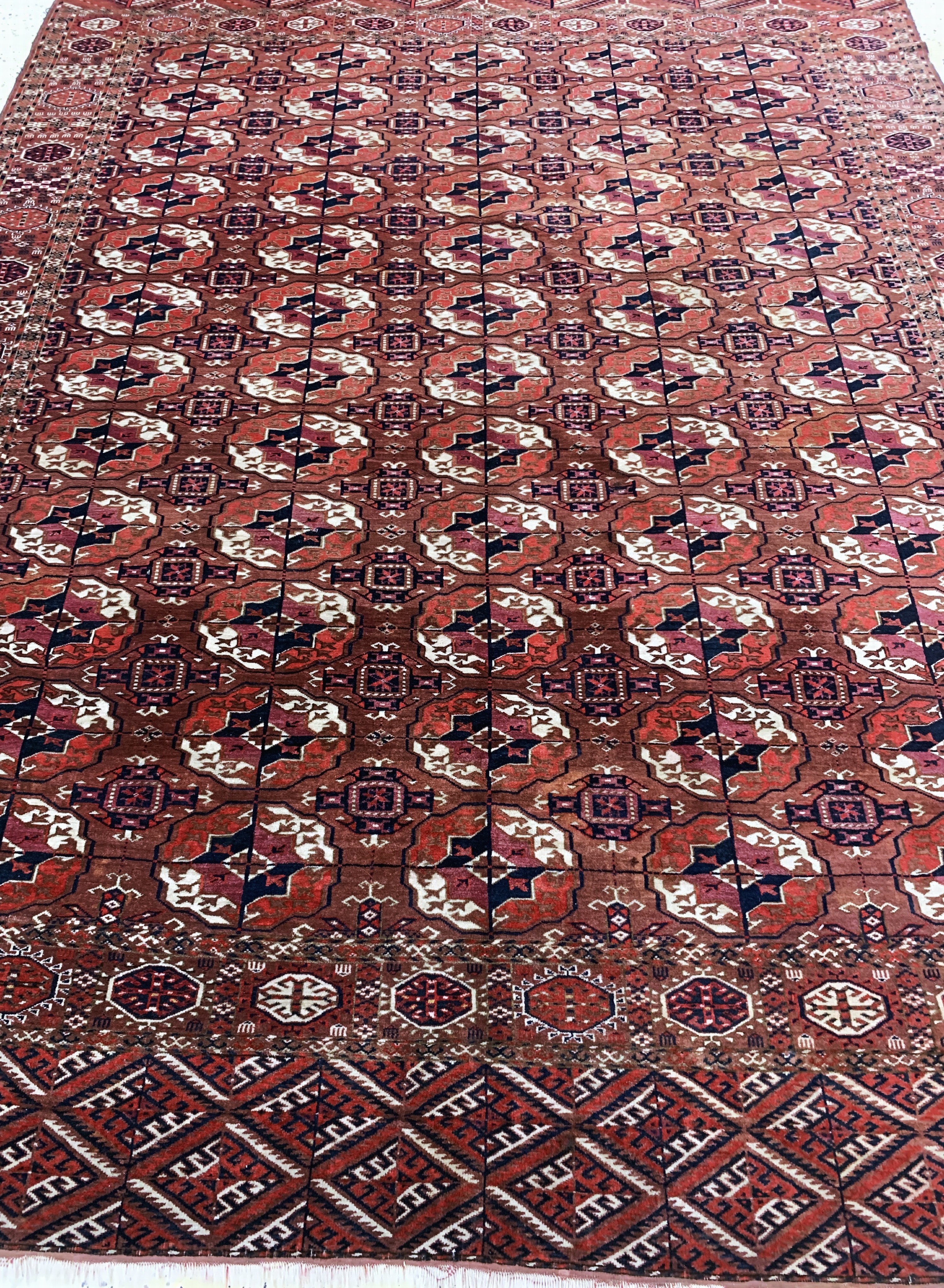 Detail i: Tekke"Hauptteppich"antik, Turkmenistan, 19.Jhd, Wolle auf Wolle, ca. 277 x 207 cm, EHZ: 2-3