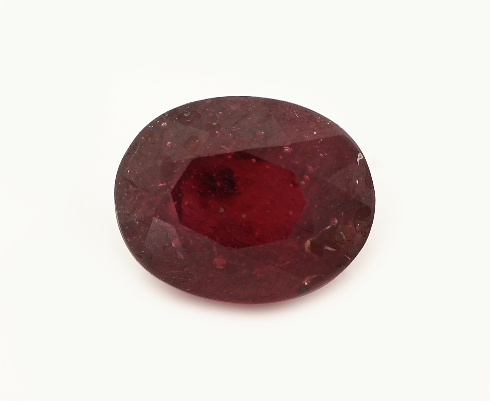 Image 27123942 - Loser Rubin, ca. 2.88 ct, ovalfacett., ca. 8.89 x 7.07 x 4.89 mm Schätzpreis: 700, - EUR
