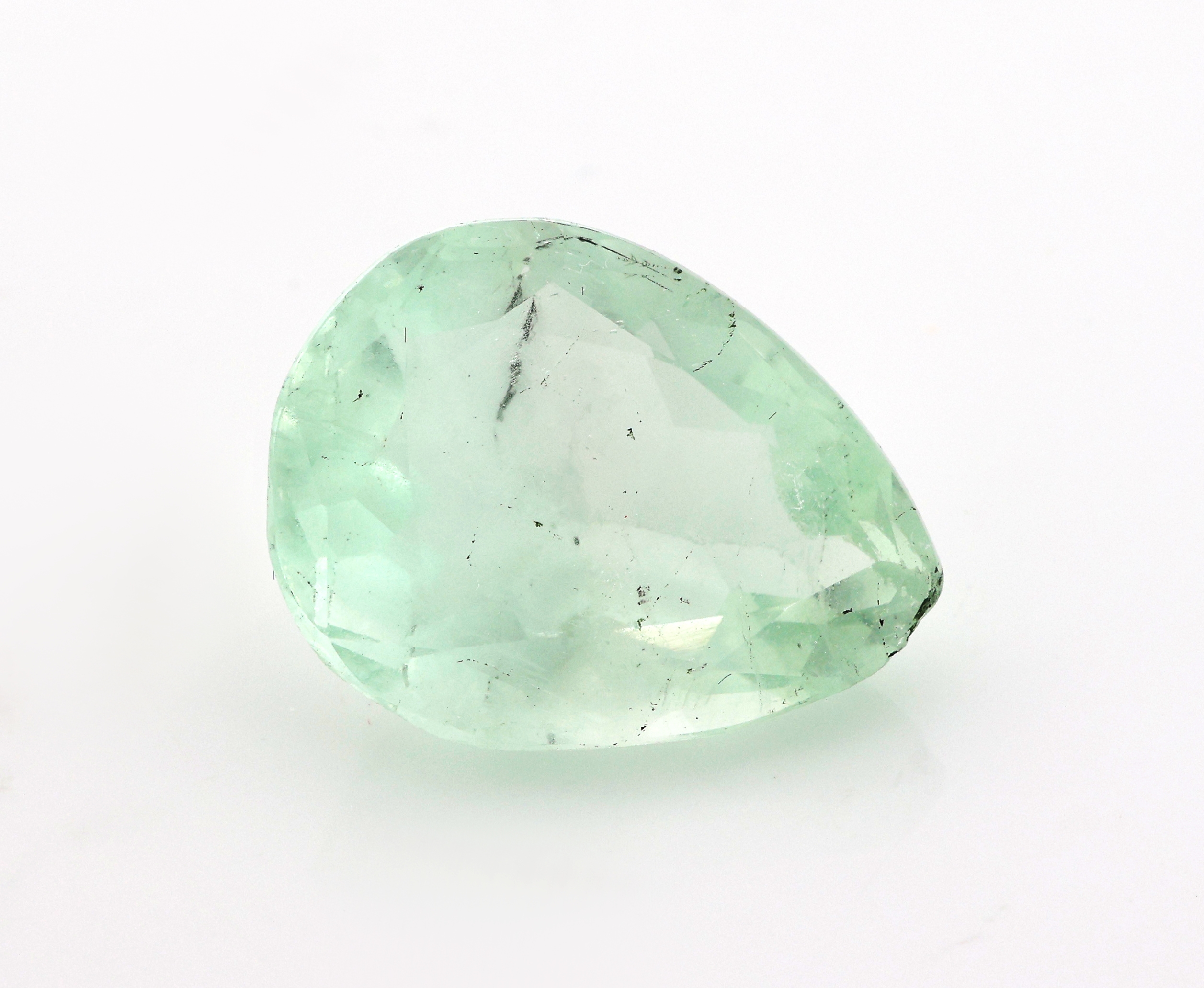Image 27123973 - Loser Aquamarin, ca. 20.25 ct, facett. Tropfen, ca. 19.76 x 15.31 x 10.45 mm, Ausbruch an ...