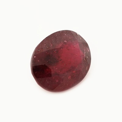 27123942a - Loser Rubin, ca. 2.88 ct, ovalfacett., ca. 8.89 x 7.07 x 4.89 mm Schätzpreis: 700, - EUR