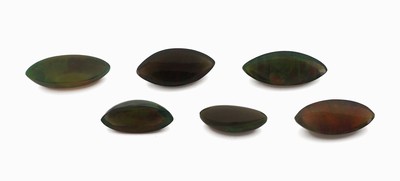 27123959a - 6 lose Schwarzopale, 16.73 ct, navettf. Cabochons in versch. Größen und Farbspielen, ...