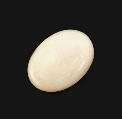 Image Loser Opal, ca. 9.45 ct, ovaler Cabochon, schönes Farbspiel Schätzpreis: 950, - EUR