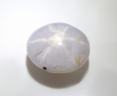 27123969b - Loser Sternsaphir, ca. 7.75 ct, Cabochon Schätzpreis: 1400, - EUR