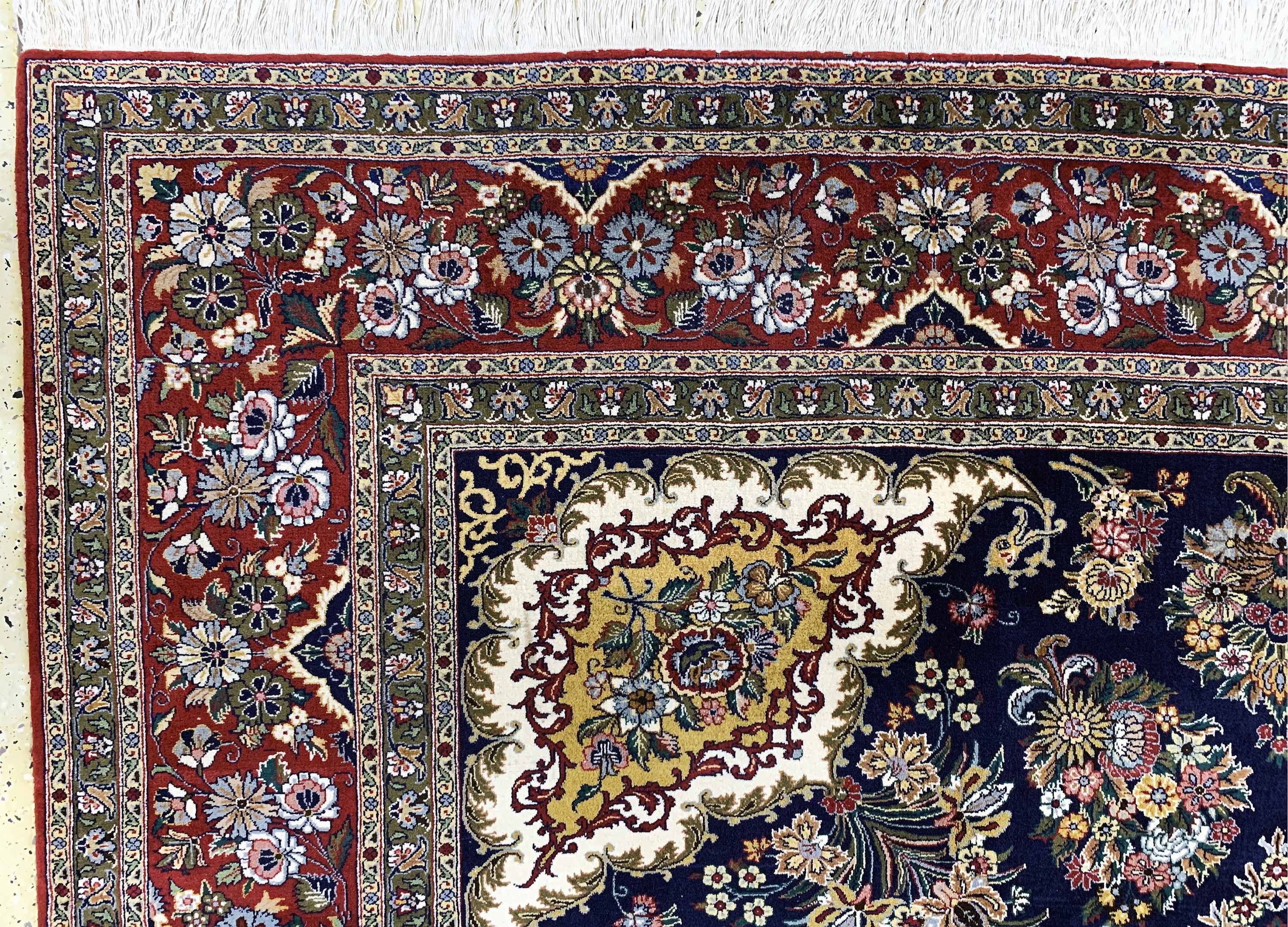 Detail g: Indo Sarogh, Indien, Ende 20.Jhd, Wolle aufBaumwolle, ca. 235 x 250 cm, EHZ: 2