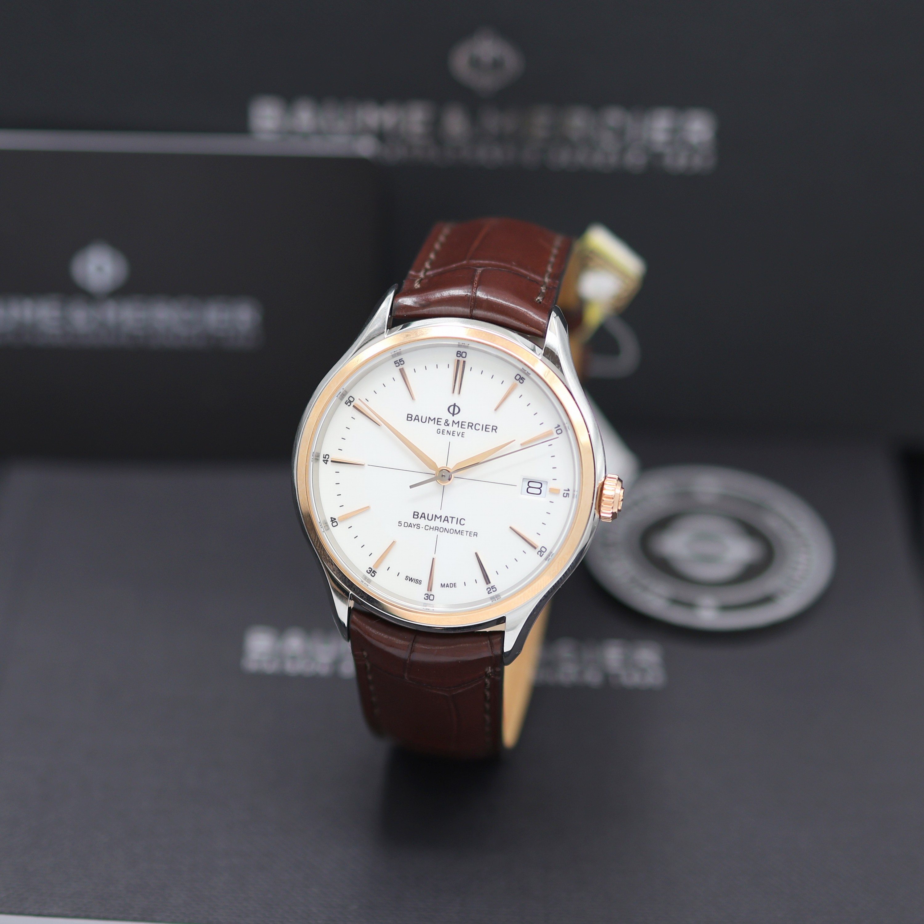 Image 27124079 - BAUME & MERCIER Clifton Baumatic 5 Tage Chronometer ungetragene Herrenarmbanduhr Referenz ...