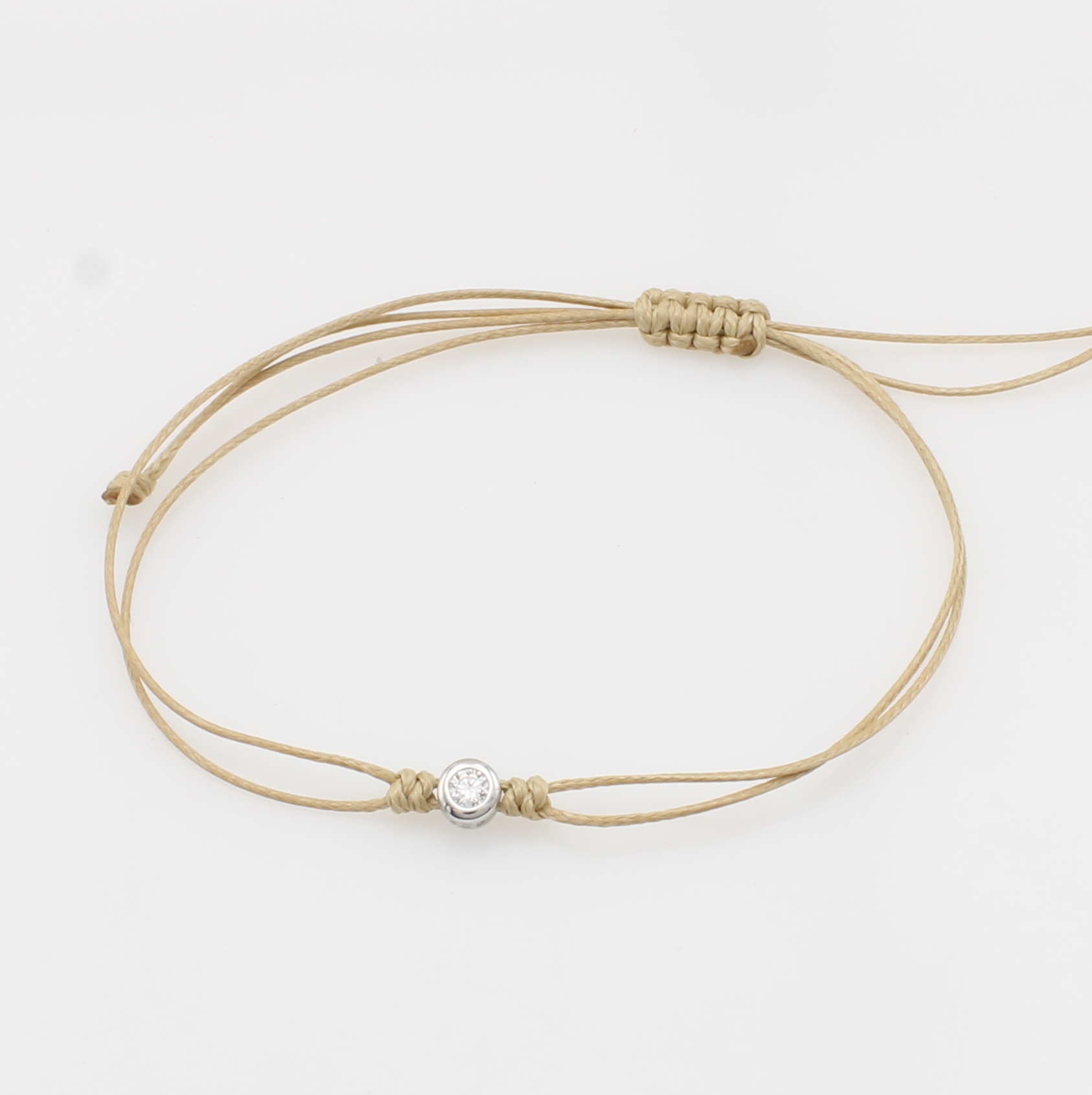 Image 27124083 - Shamballa-Armband mit Brillant, WG 750/000, beigefarb. Stoff, Brill. in Zargenfassung ...