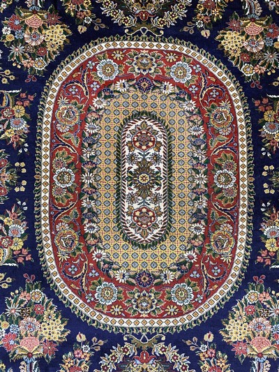 27124002d - Indo Sarogh, Indien, Ende 20.Jhd, Wolle aufBaumwolle, ca. 235 x 250 cm, EHZ: 2 ...