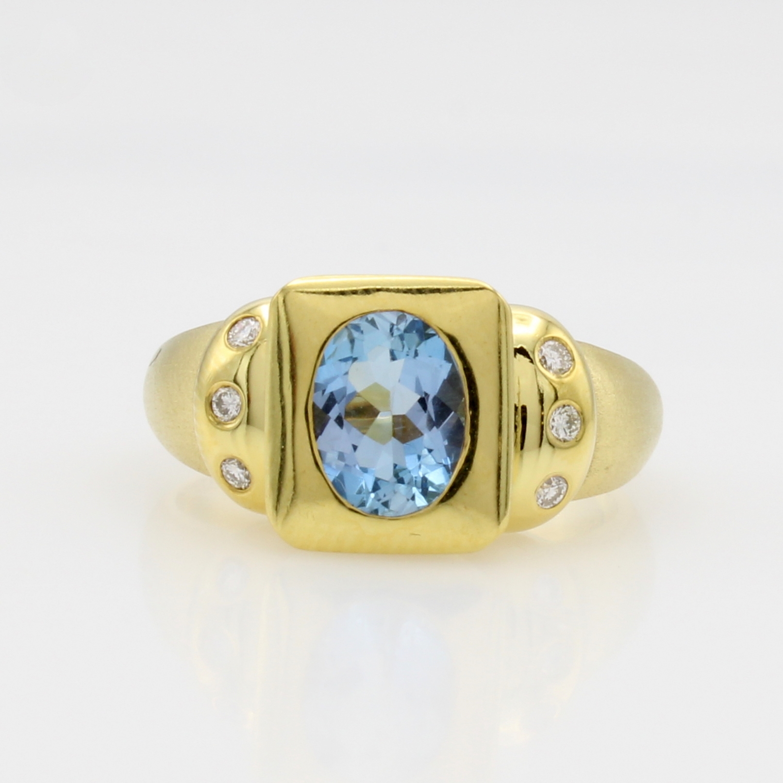 Image 27124330 - Ring mit Tansanit und Brillanten, GG 585/000, ovaler Tansanit in carréef. Fassung ca. ...