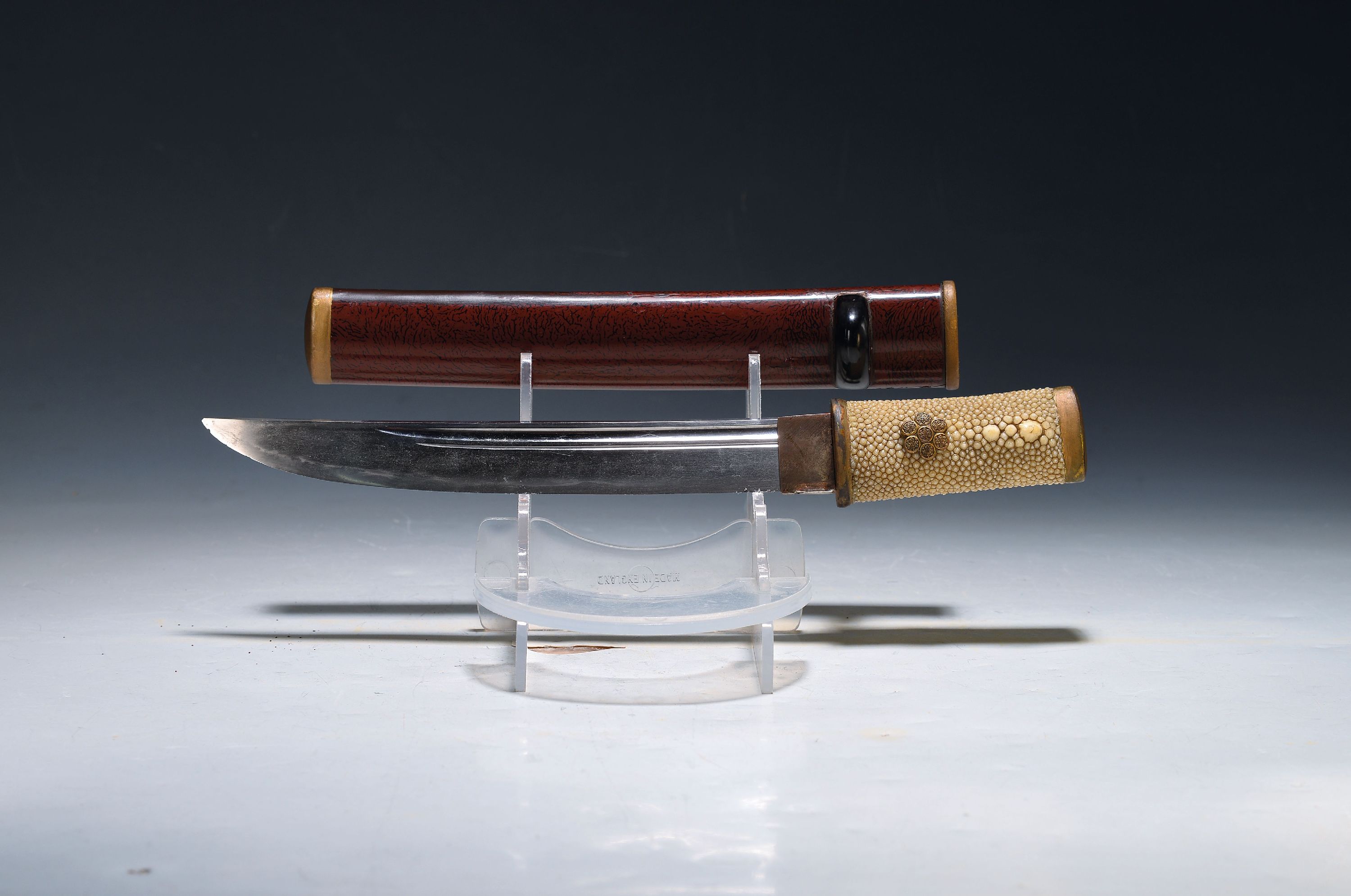 Image 27124361 - Tanto (Dolch), Japan, Meji Periode, beidseitig gekehlte Stahlklinge, Griff mit ...