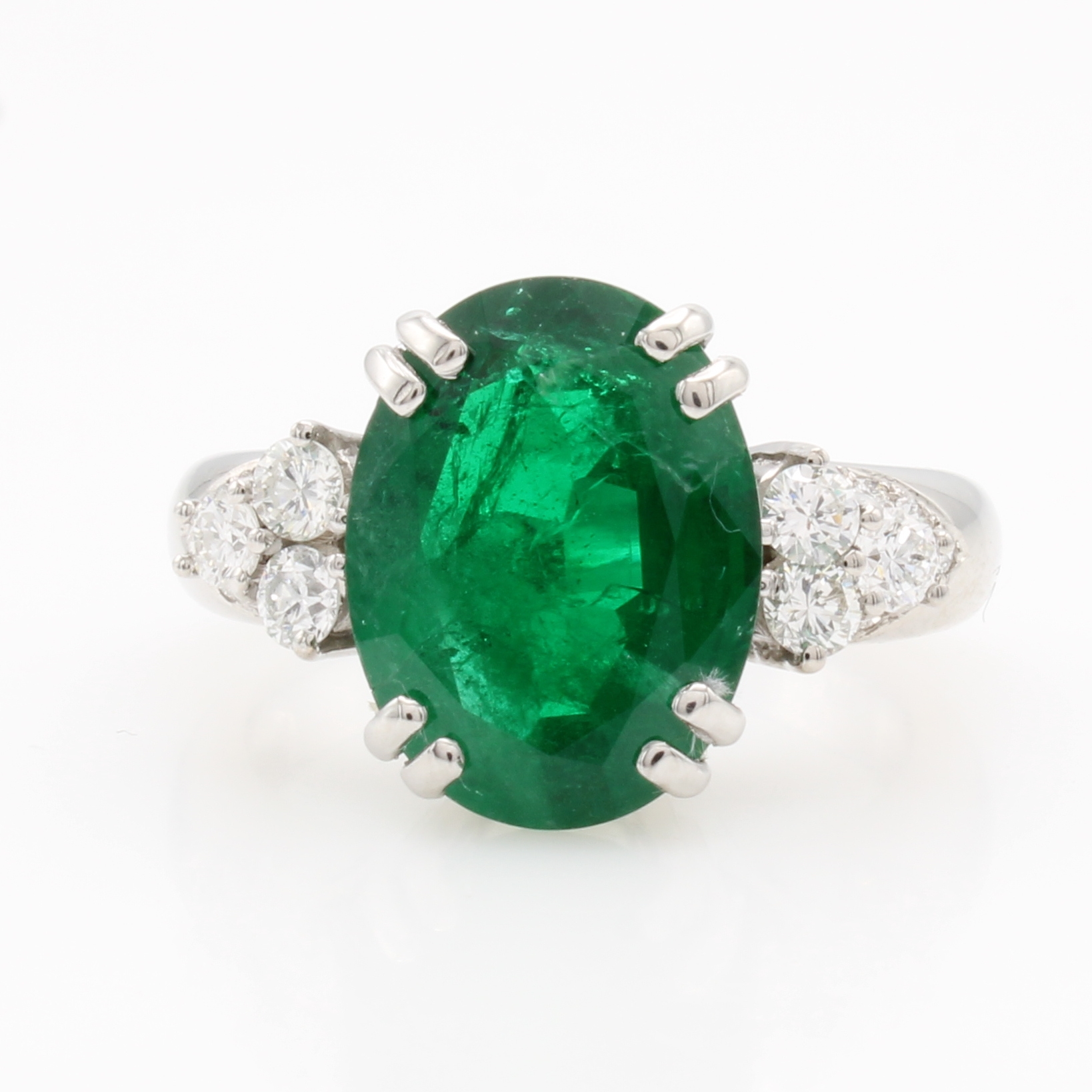 Image 27124372 - Ring mit Smaragd und Brillanten, WG 750/000, ovaler Smaragd in Krappenfassung ca. 5.26 ...