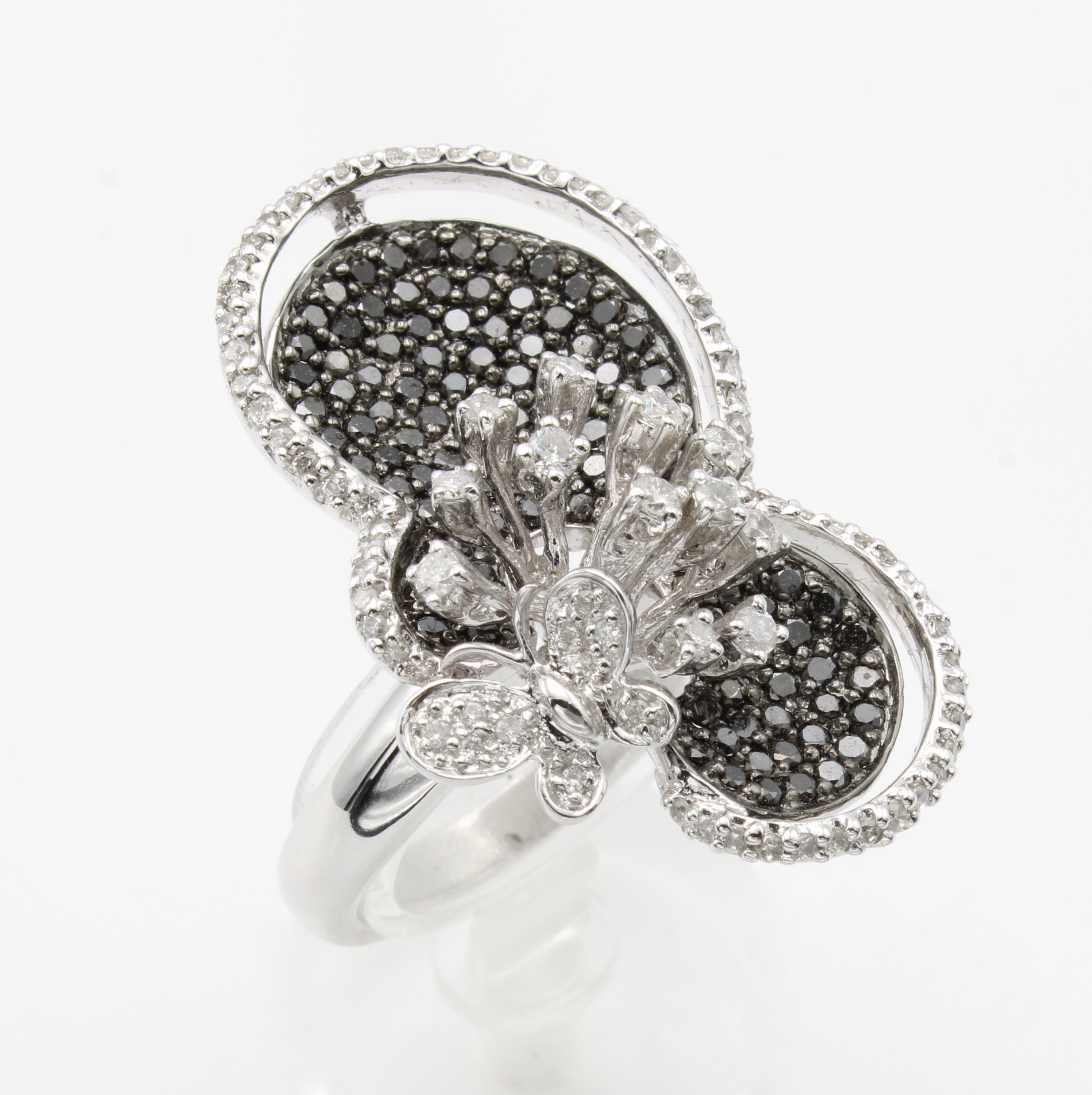 Image 27124406 - Ring ´Schmetterling an Blüte´ mit Diamanten und Brillanten, WG 585/000, schwarze Diam. ...