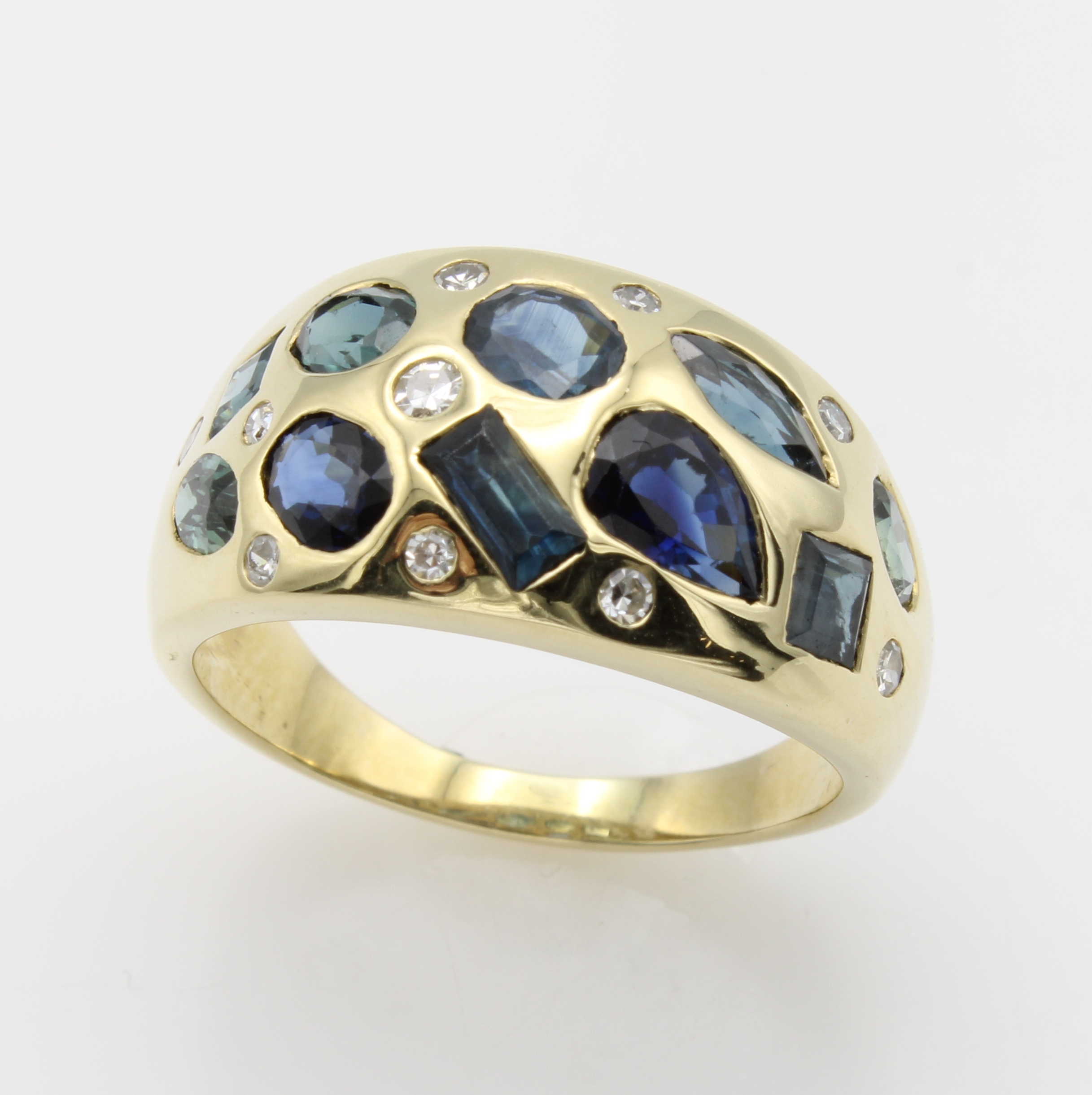 Image 27124409 - Ring mit Saphiren und Diamanten, GG 585/000, Saphire in versch. Schliffarten zus. ca. ...