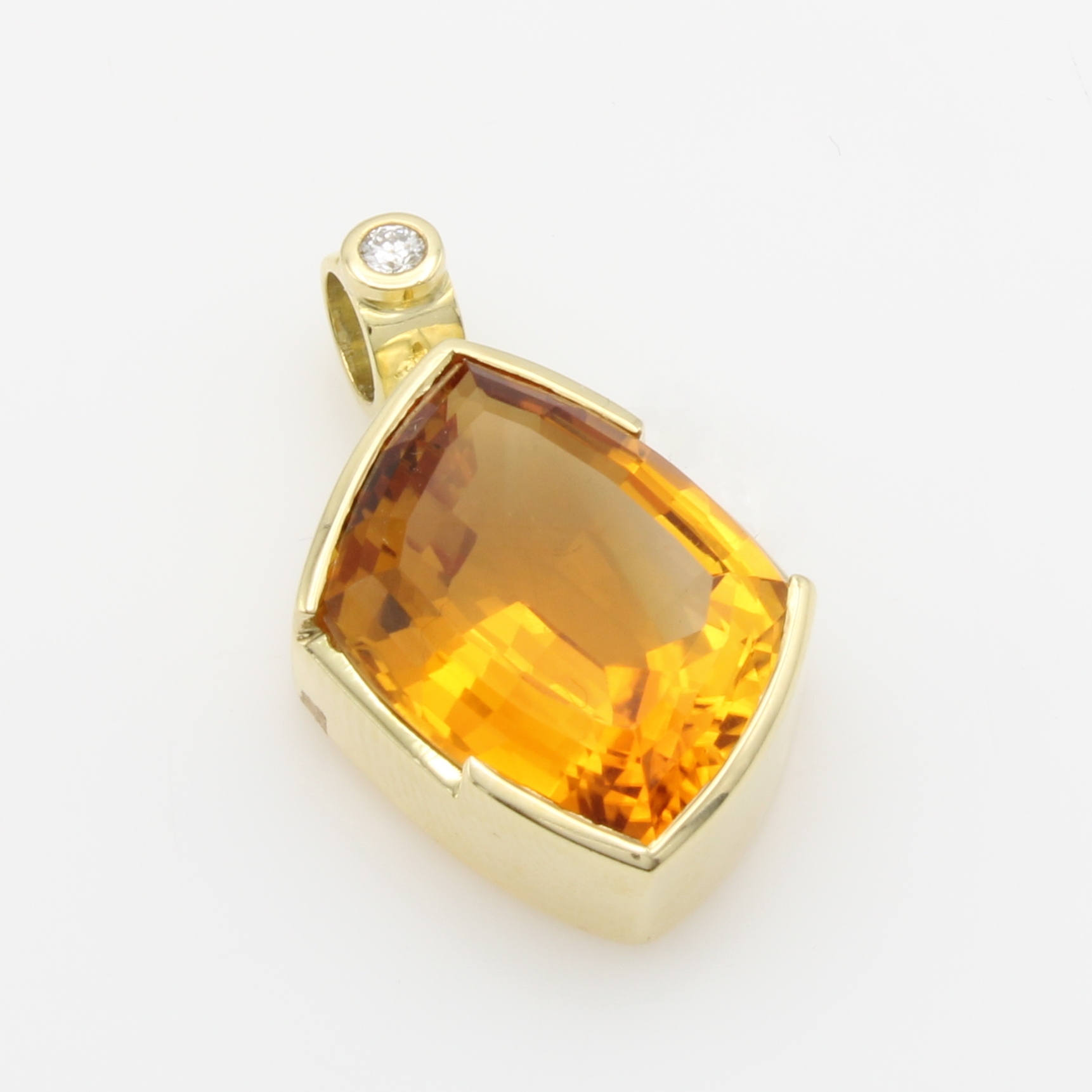 Image 27124494 - Anhänger mit Citrin und Brillant, GG 585/000Citrin ca. 15 ct, Brill. ca. 0.06 ct feines ...