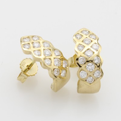 27124410a - Paar Steckcreolen mit Brillanten, GG 750/000, Brill. zus. ca. 1 ct feines Weiß/vs, ...