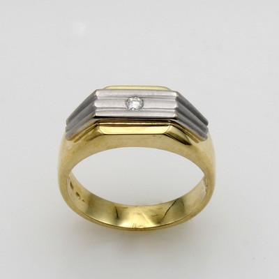 27124427a - Herrenring mit Brillant, GG/WG 585/000, Brill. ca. 0.08 ct Weiß/si, RW ca. 61