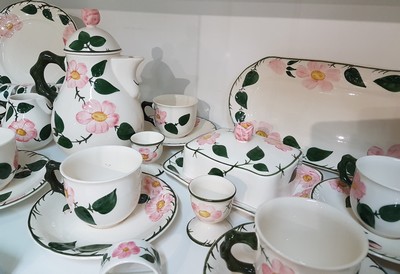 27124432b - Kaffeeservice, Villeroy & Boch, Wildrose, Steingut, für 6 Personen: Kaffeekanne, ...
