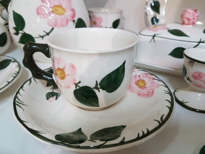 27124432d - Kaffeeservice, Villeroy & Boch, Wildrose, Steingut, für 6 Personen: Kaffeekanne, ...