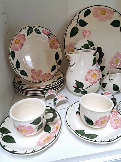 27124435b - Kaffeeservice, Villeroy & Boch, Wildrose, Steingut, komplett für 6 Personen: ...