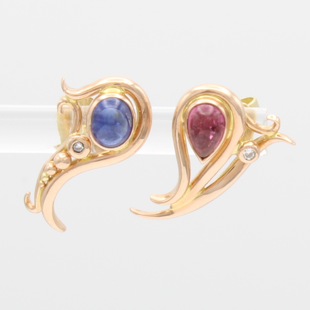 Image 27124509 - Paar Ohrstecker mit Farbsteincabochons und Diamanten, RG 585/000, Ohrmuttern GG, Saphir, ...