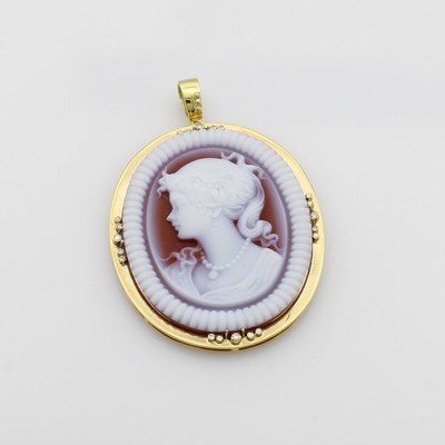 Image Anhänger mit Gemme und Brillanten, GG 585/ 000, ovale Form, 20 Brill. zus. ca. 0.15 ct# ...