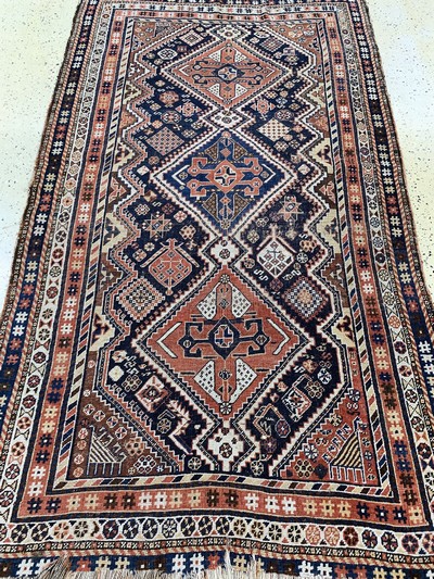 27124602d - Ghashgai antique, Persia, 19.Jhd, Wolle auf Wolle, approx. 222 x 130 cm, condition: 3-4, ...