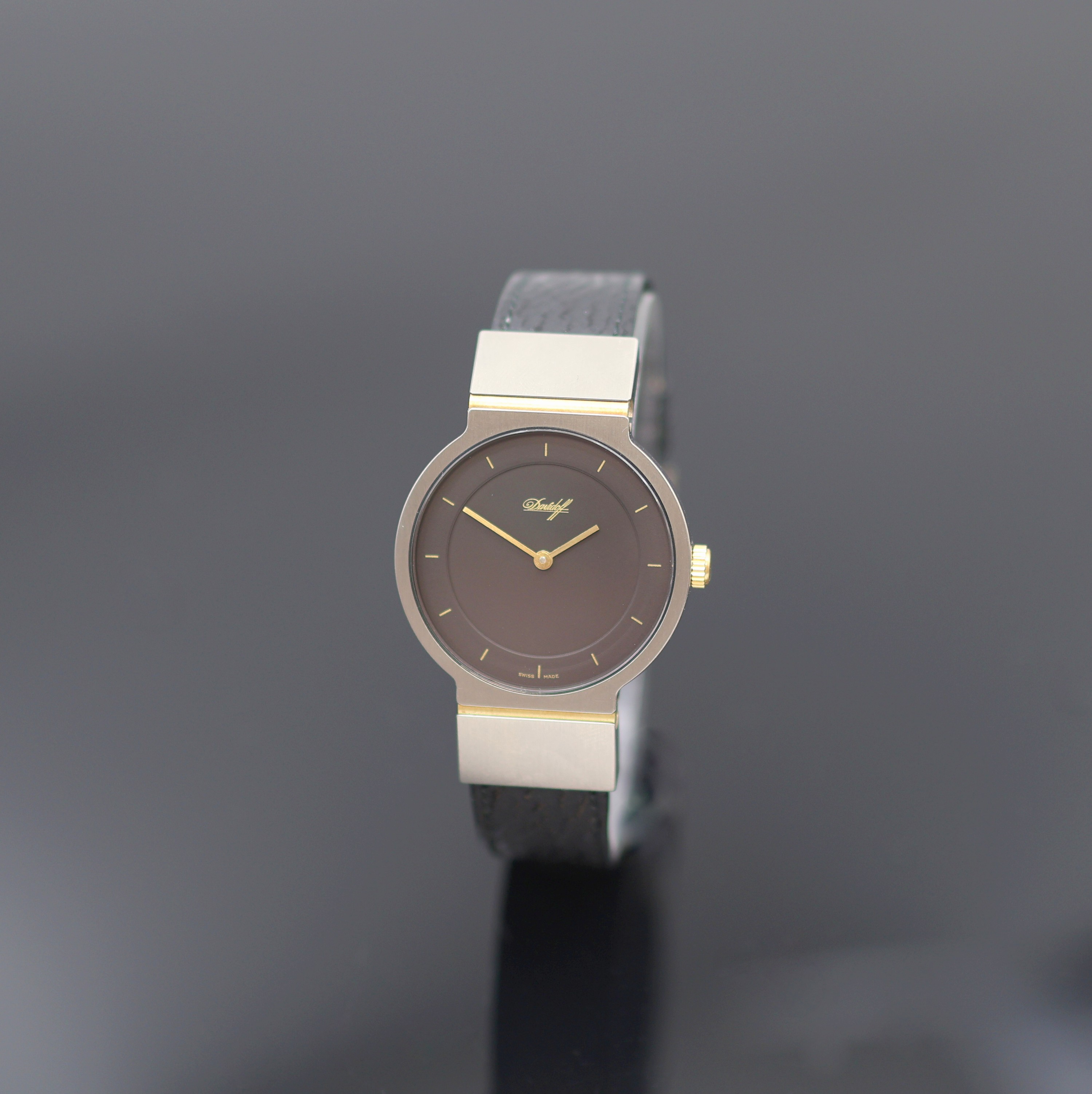Image 27124975 - DAVIDOFF seltene, nahezu neuwertige Designerarmbanduhr, Schweiz 1990er Jahre, beids. ...