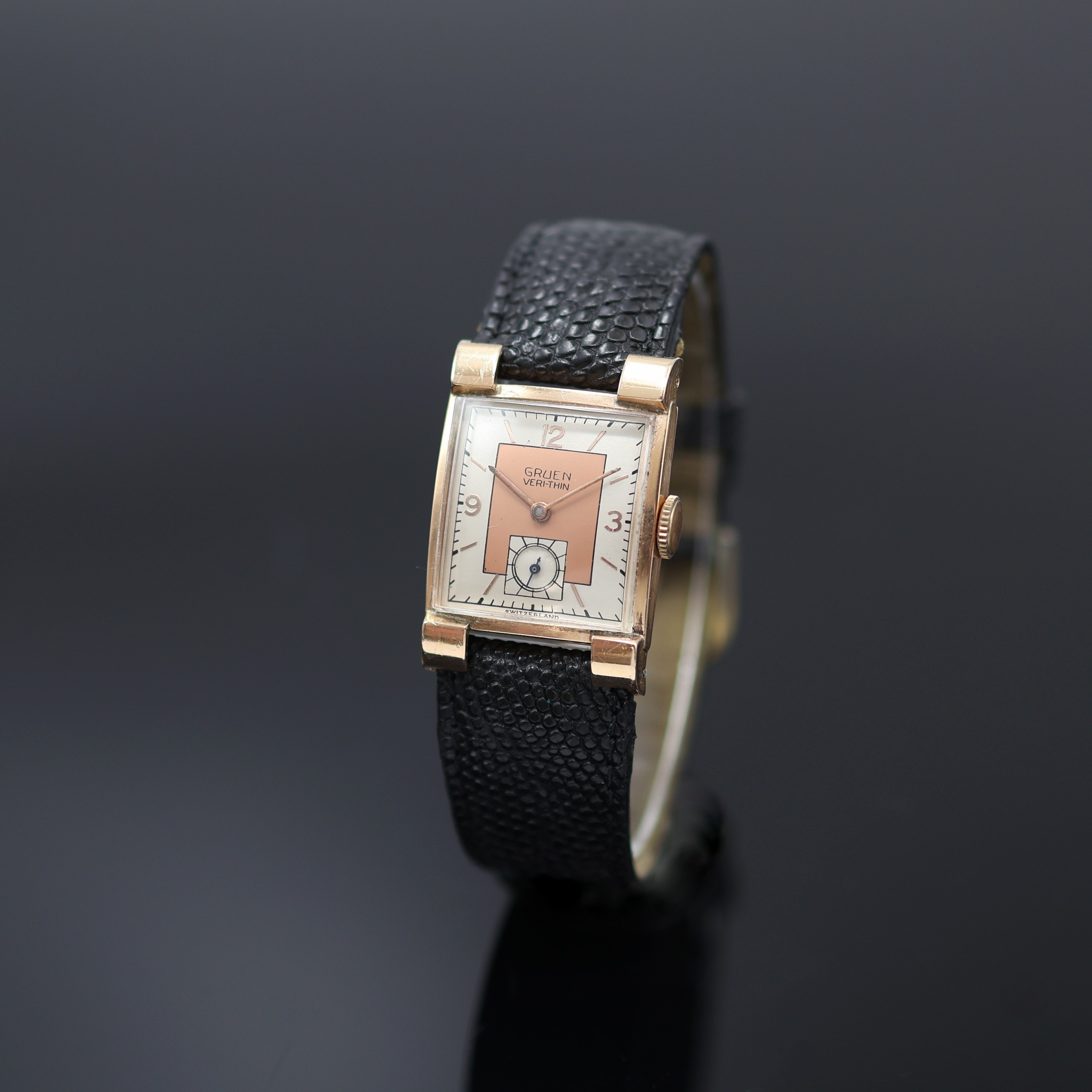 Image 27124977 - GRUEN VERI-THIN Armbanduhr in RG 585/000 Referenz 530/430, Schweiz / USA im 1945, ...