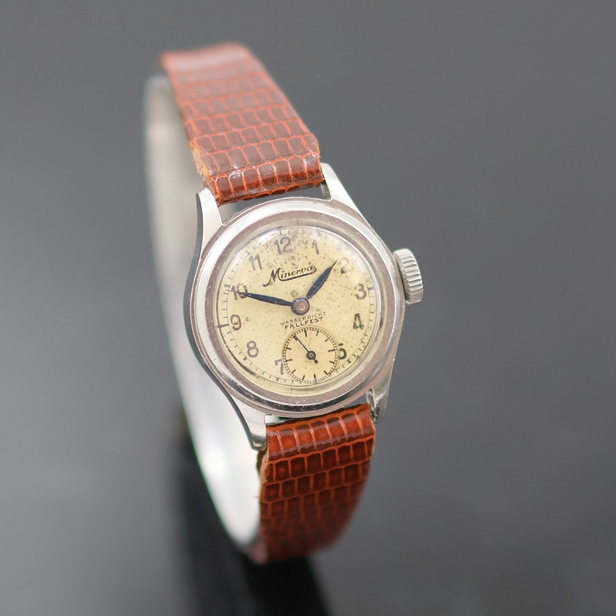 Detail b: MINERVA seltene vintage Damenarmbanduhr mit deutscher Zifferblatt-Beschriftung Wasserdicht Fallfest Referenz 903, Schweiz um 1950, Handaufzug, ...