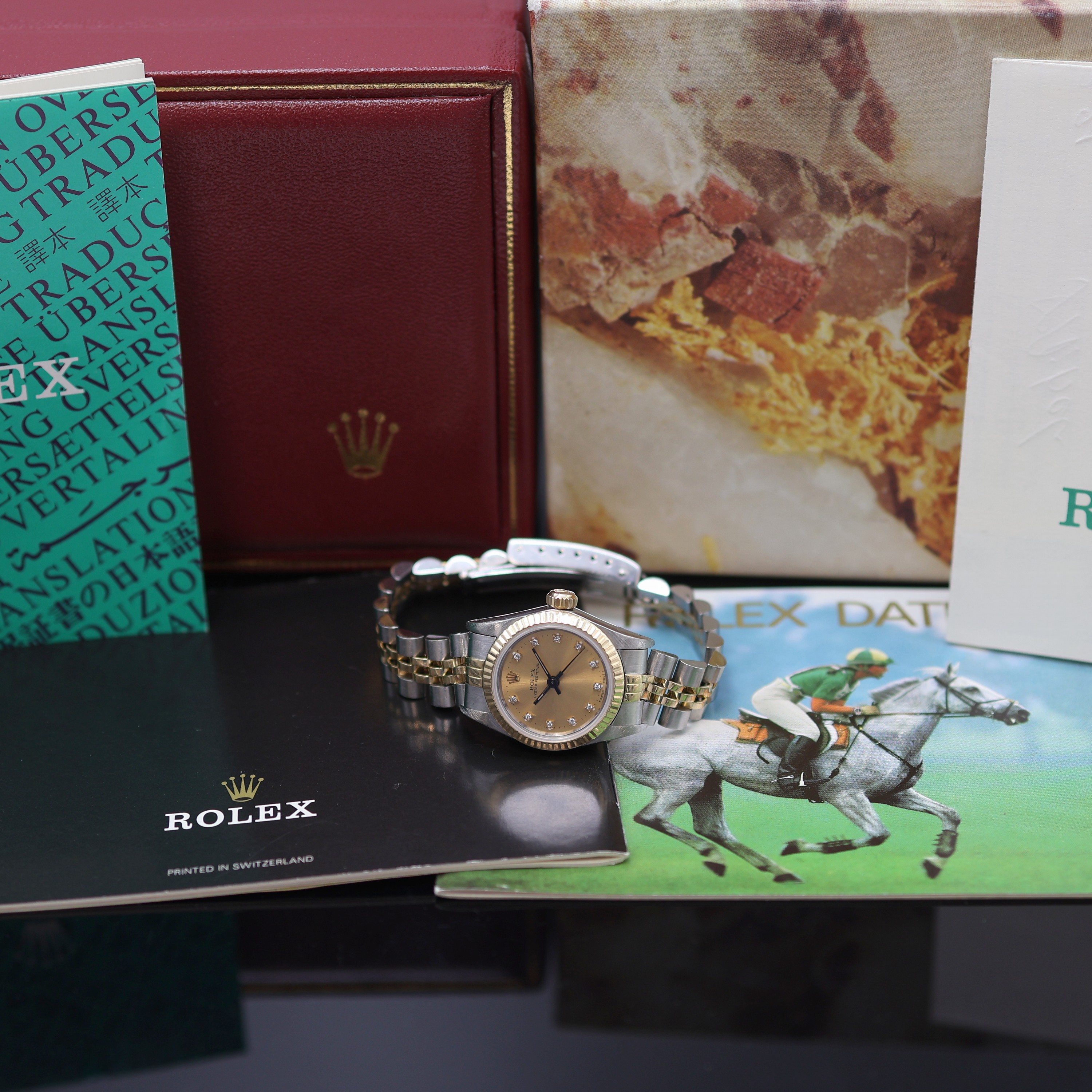 Image 27124993 - ROLEX Oyster Perpetual Damenarmbanduhr Referenz 67193, Schweiz verk. lt. beil. Pap. ...