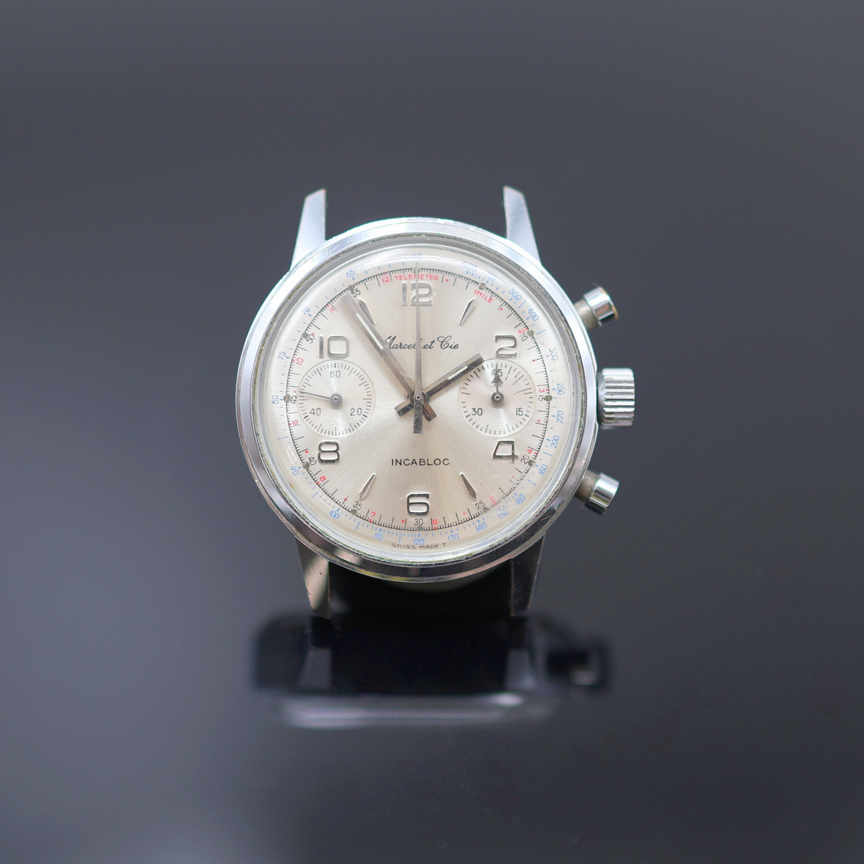Image 27125445 - MARCEL ET CIE verchromter Armbandchronograph mit Kaliber Valjoux 7733, Schweiz um 1970, ...