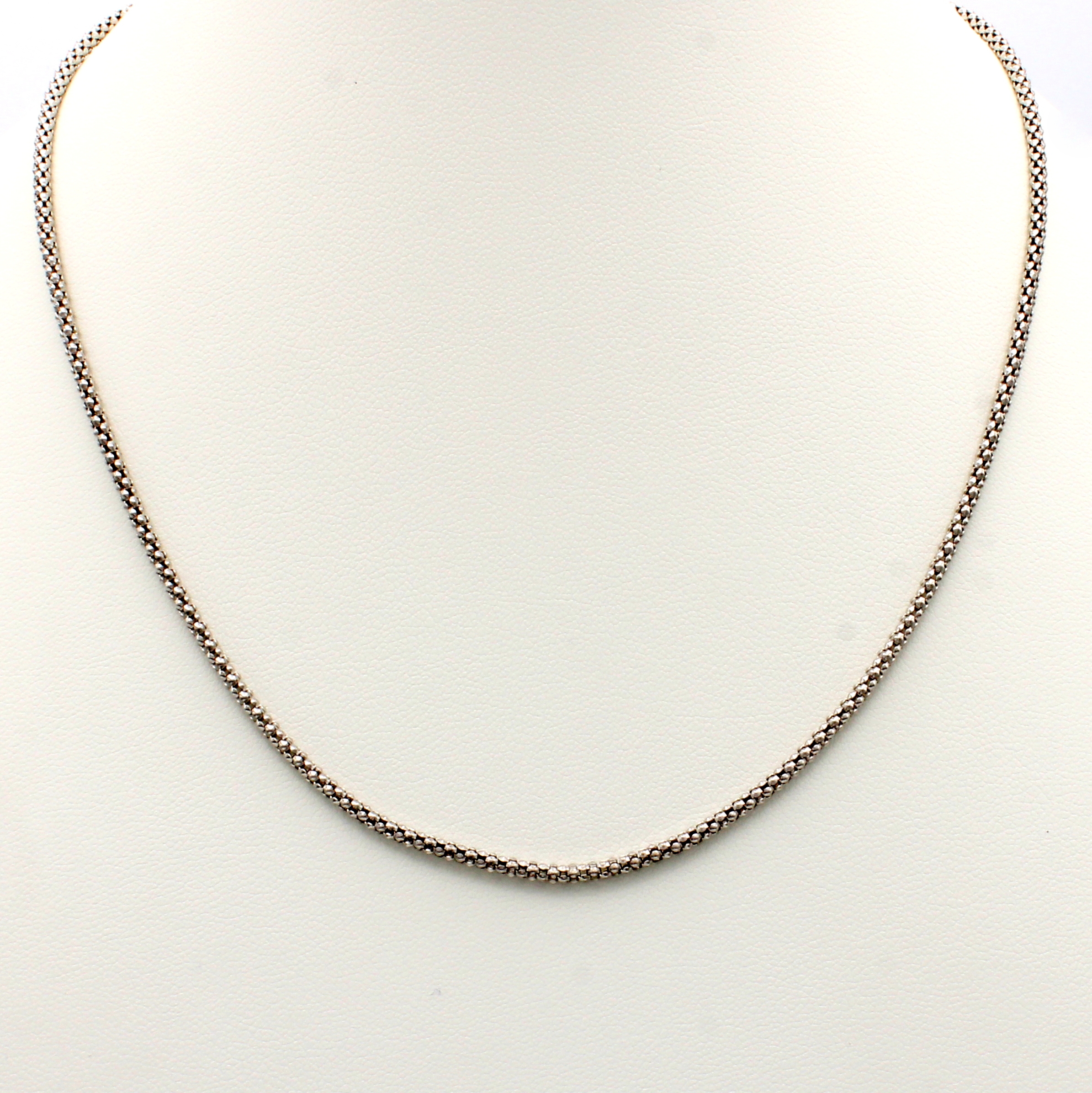 Image 27125478 - Collier im Himbeermuster, WG 585/000, Kara- binerschl., B. ca. 2 mm, L. ca. 42 cm