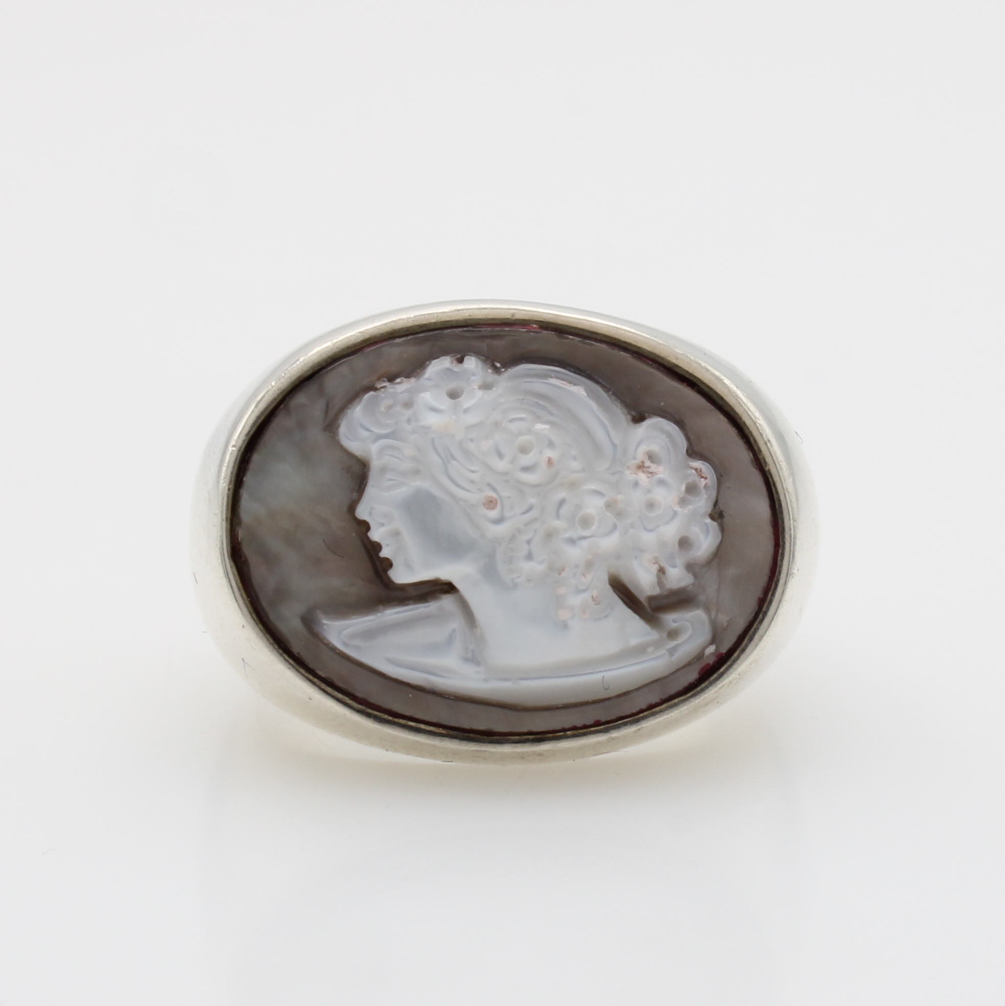 Image 27125823 - Ring mit Perlmutt, 925er Silber, ovale Form,geschnitztes Perlmutt mit Frauendarstellung, ...