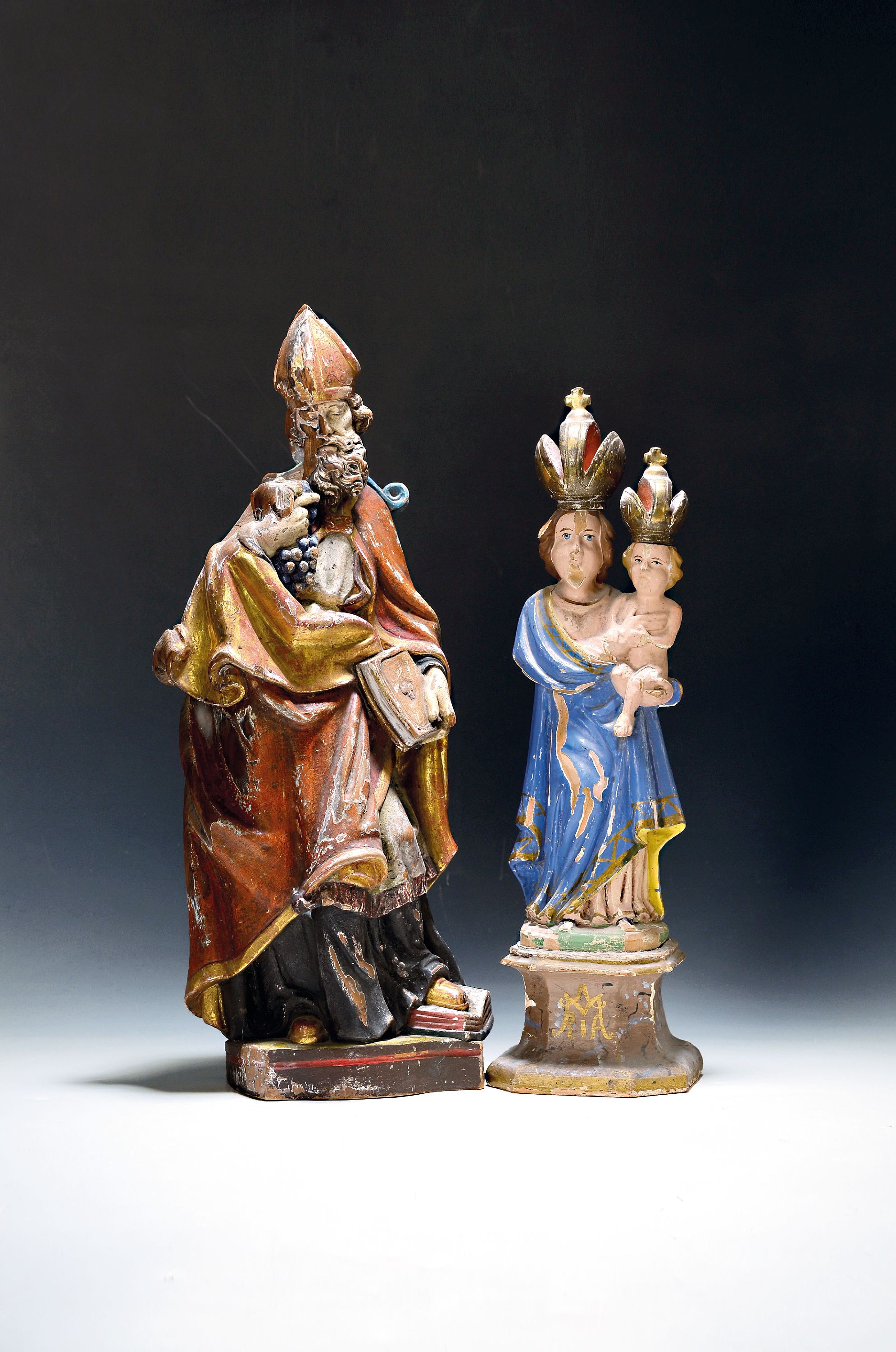 Image 27125842 - Zwei Bildschnitzereien/Heiligenfiguren, 1. böhmische Madonna mit Kind, wohl Mitte 19. ...
