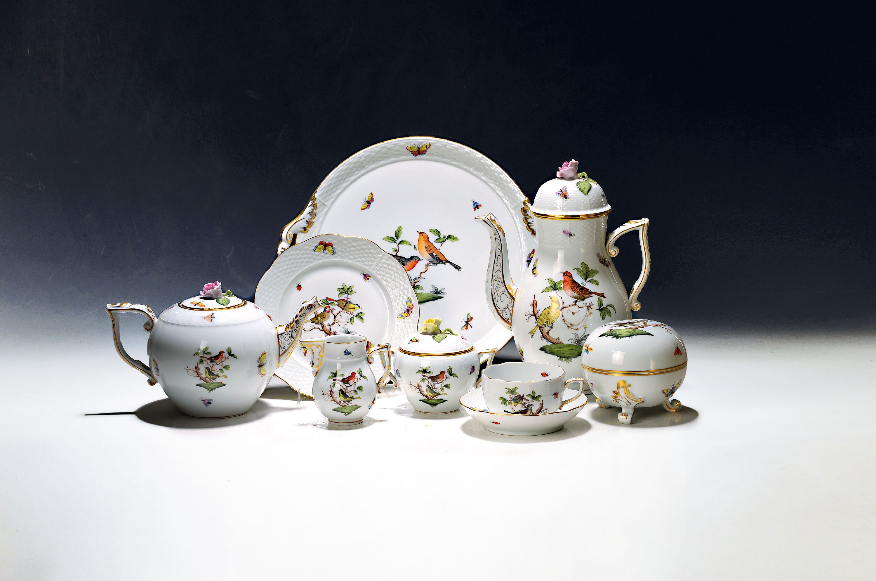 Image 27125846 - Service, Herend, Rothschild, 20. Jh., komplett für 8 Personen, Kaffeekanne, Teekanne, 8 ...