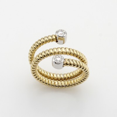 27125822a - Spiralring mit Brillanten, GG/WG 585/000, 2 Brill. in Zargenfassungen zus. ca. 0.20 ct ...