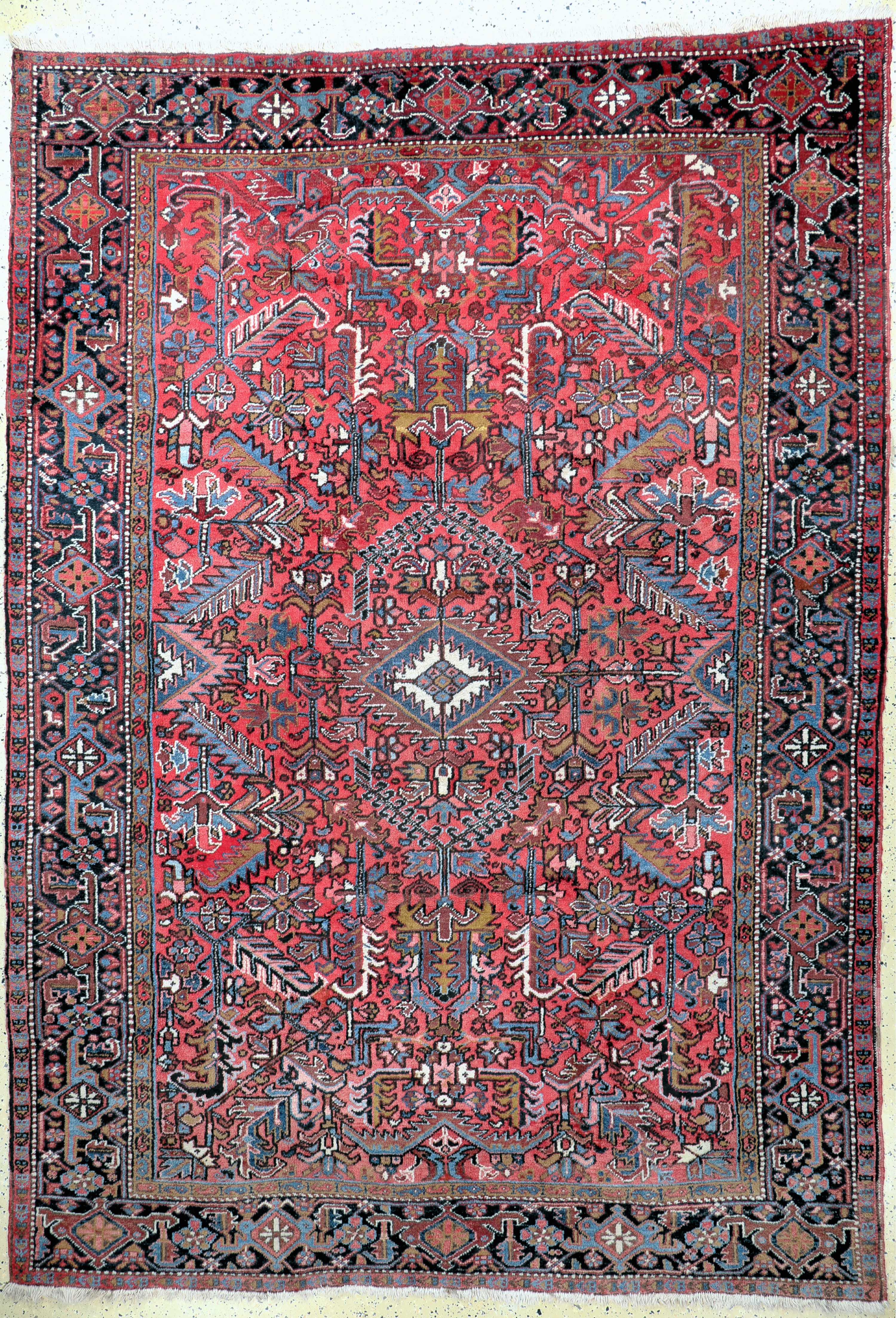 Image 27126114 - Heriz, Persien, Mitte 20.Jhd, Wolle auf Baumwolle, ca. 343 x 238 cm, leicht ...