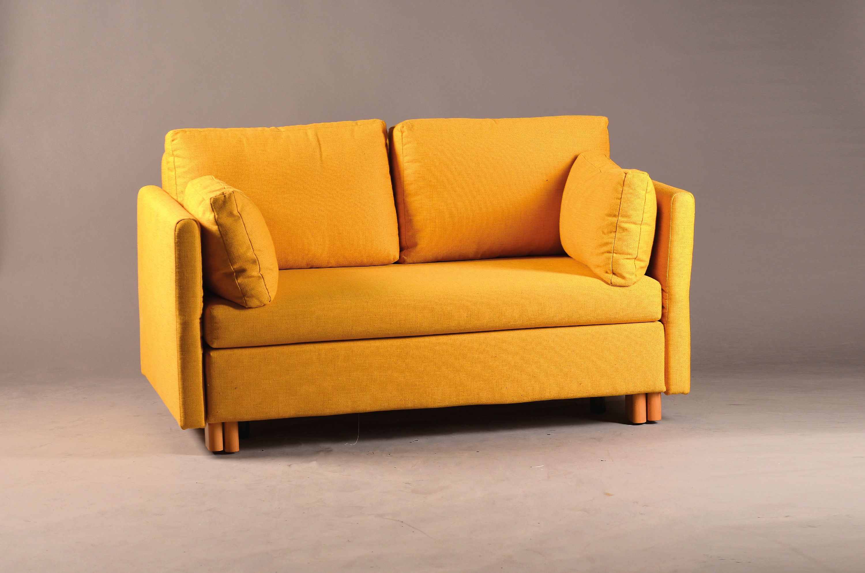 Image 27126155 - Designer Sofa/Schlafsofa, von Signet, mit gelbem Stoff bezogen, komplett verstellbar zum ...