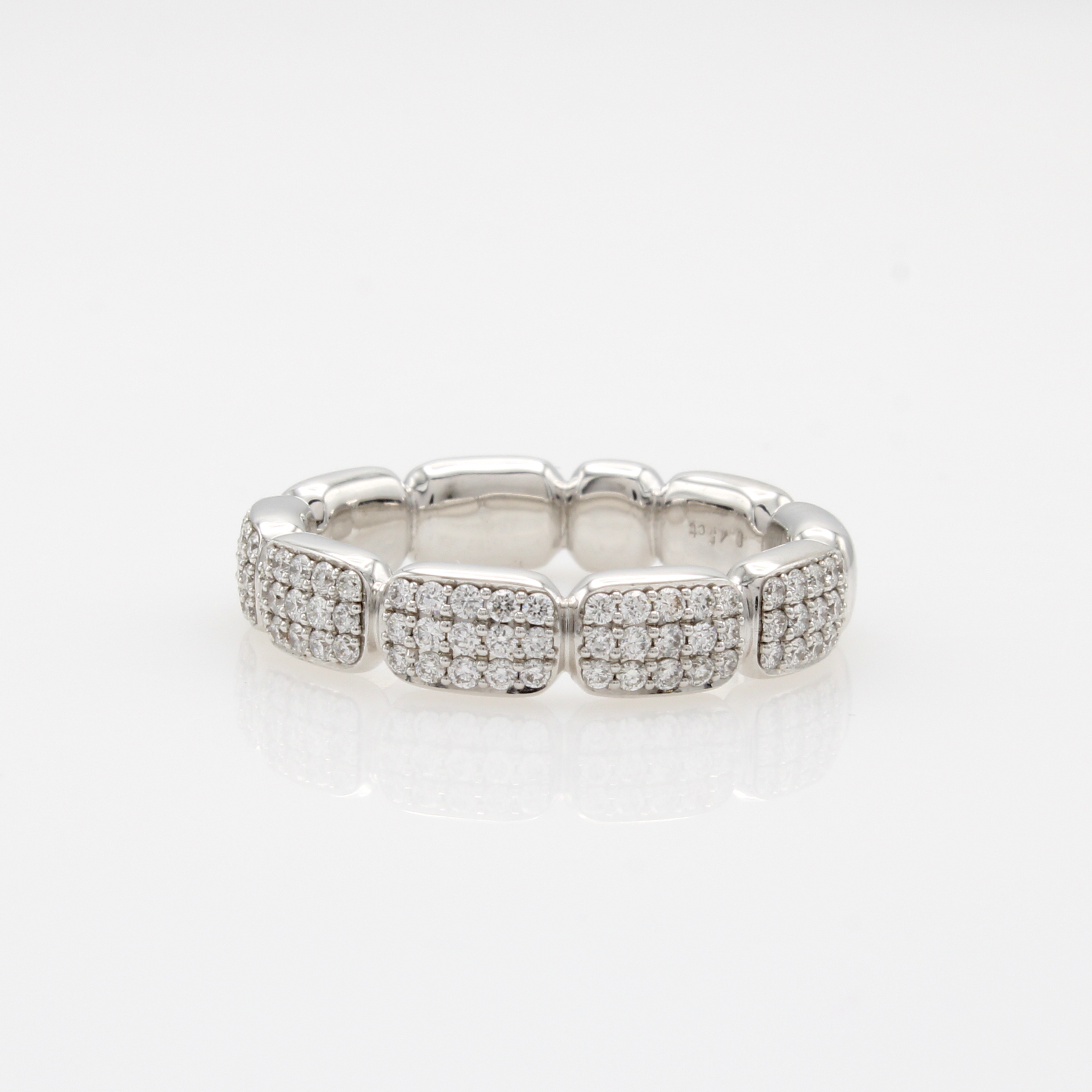 Image 27126245 - Ring mit Brillanten, WG 750/000, 75 Brill. zus. ca. 0.45 ct Weiß/si, rechteckige ...