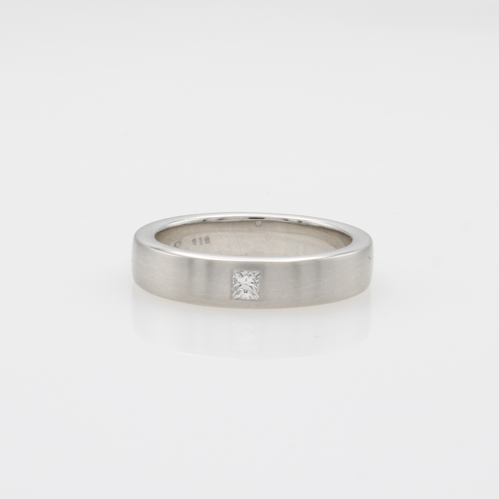 Image 27126270 - Ring mit Diamant, WG 750/000, z.T. matt., Dia. ca.0.10 ct Weiß/si, RW ca. 55 ...