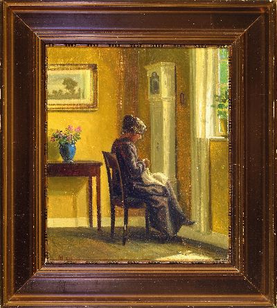 27126268k - Alfred Broge, 1870-1955 Kopenhagen, Interieur mit stickender jungen Frau vor dem ...