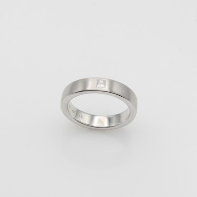 27126270a - Ring mit Diamant, WG 750/000, z.T. matt., Dia. ca.0.10 ct Weiß/si, RW ca. 55 ...